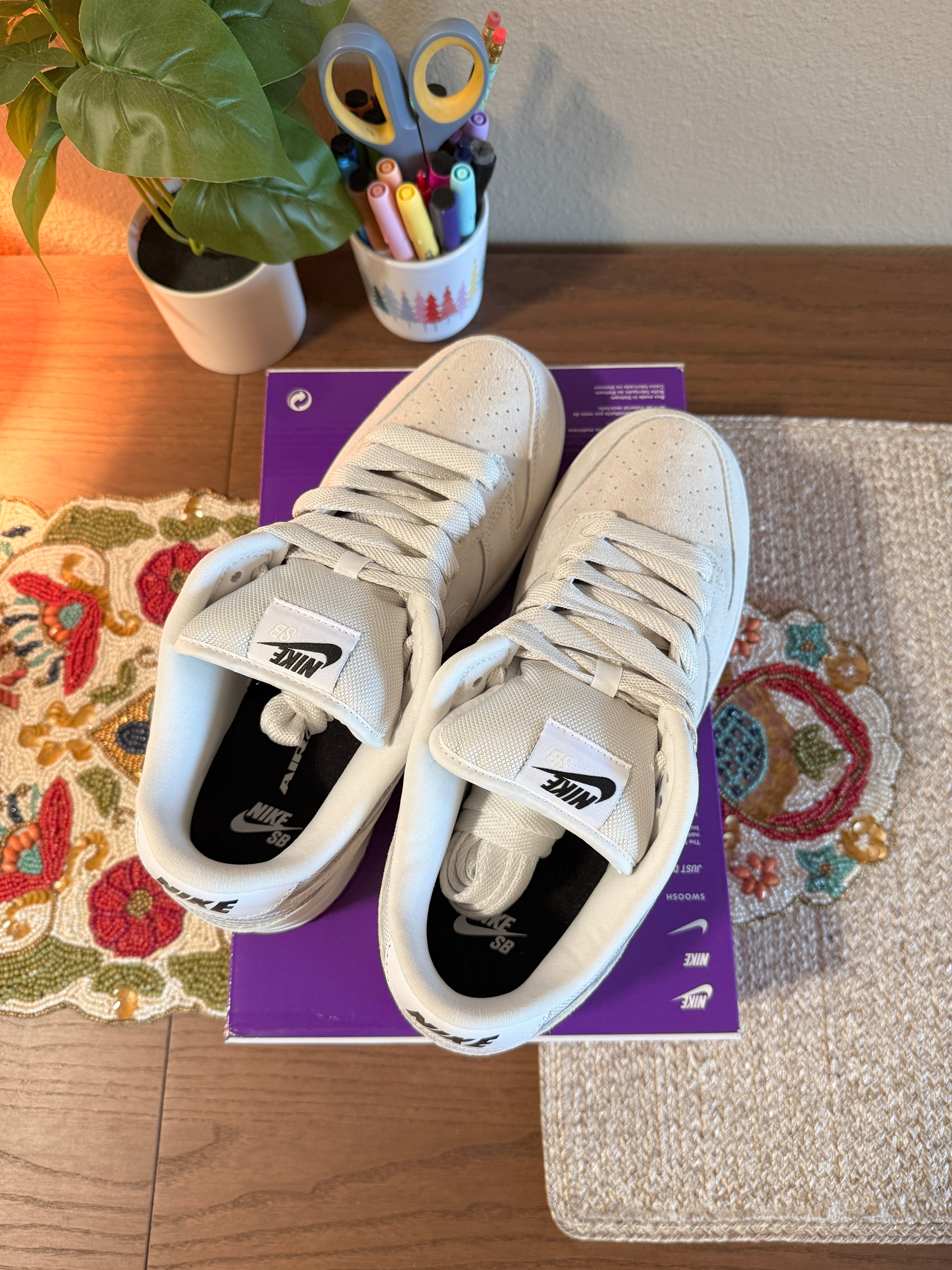 Nike SB Dunk Low Pro B Pale Ivory Size 11 MISSING LID