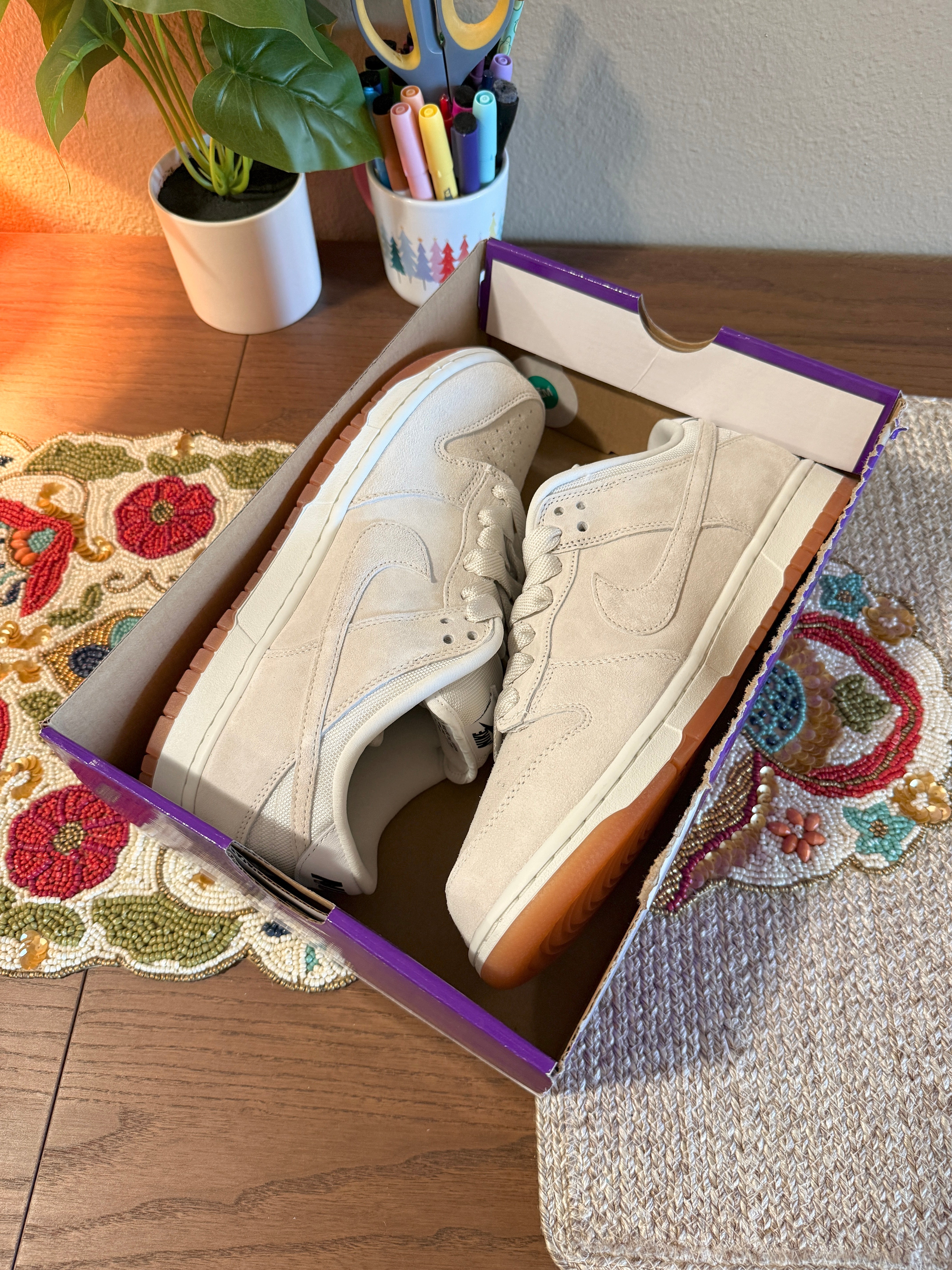 Nike SB Dunk Low Pro B Pale Ivory Size 11 MISSING LID