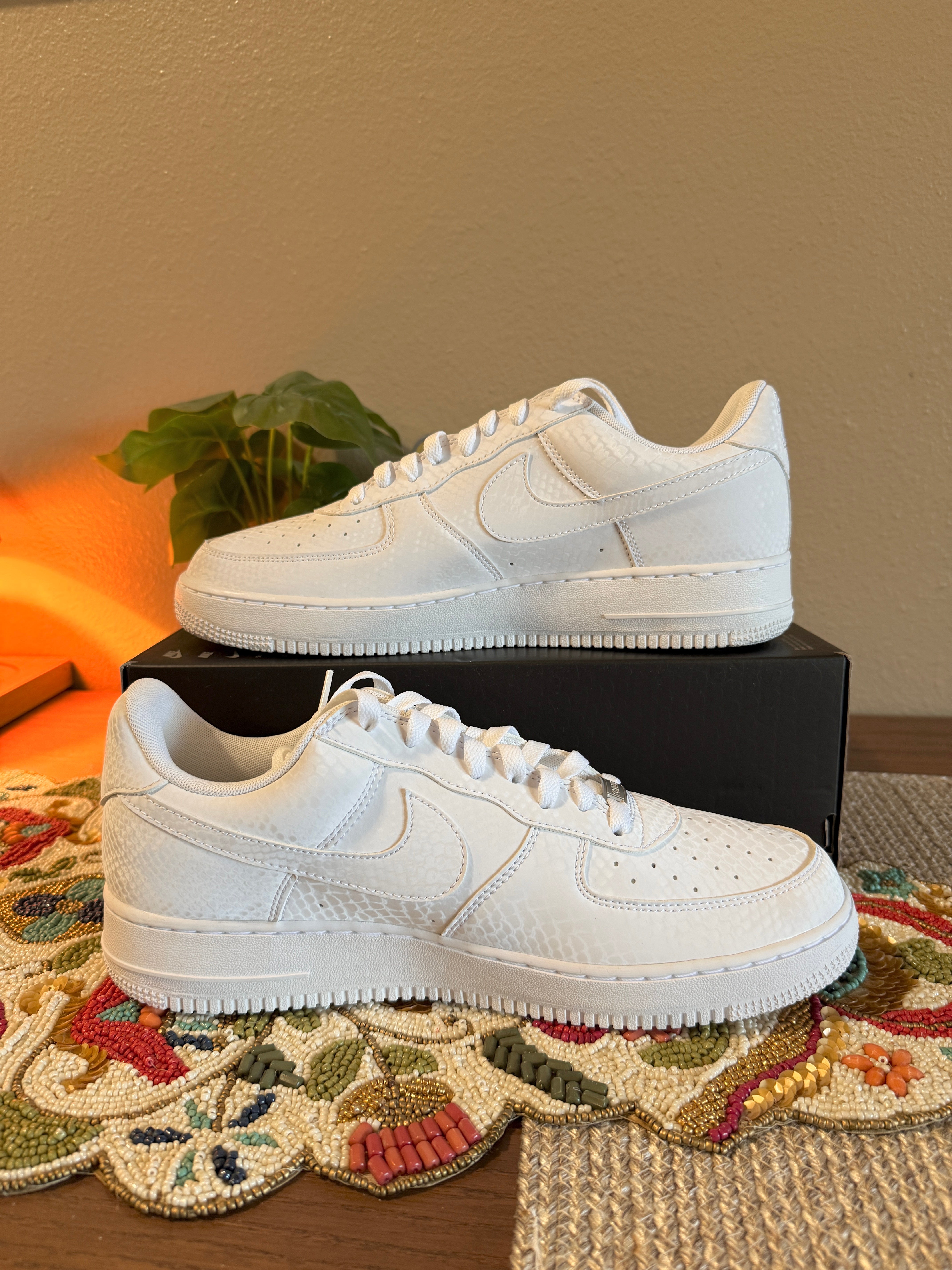 Nike Air Force 1 Low Kobe Bryant Forever White Size 11.5 MISSING LID