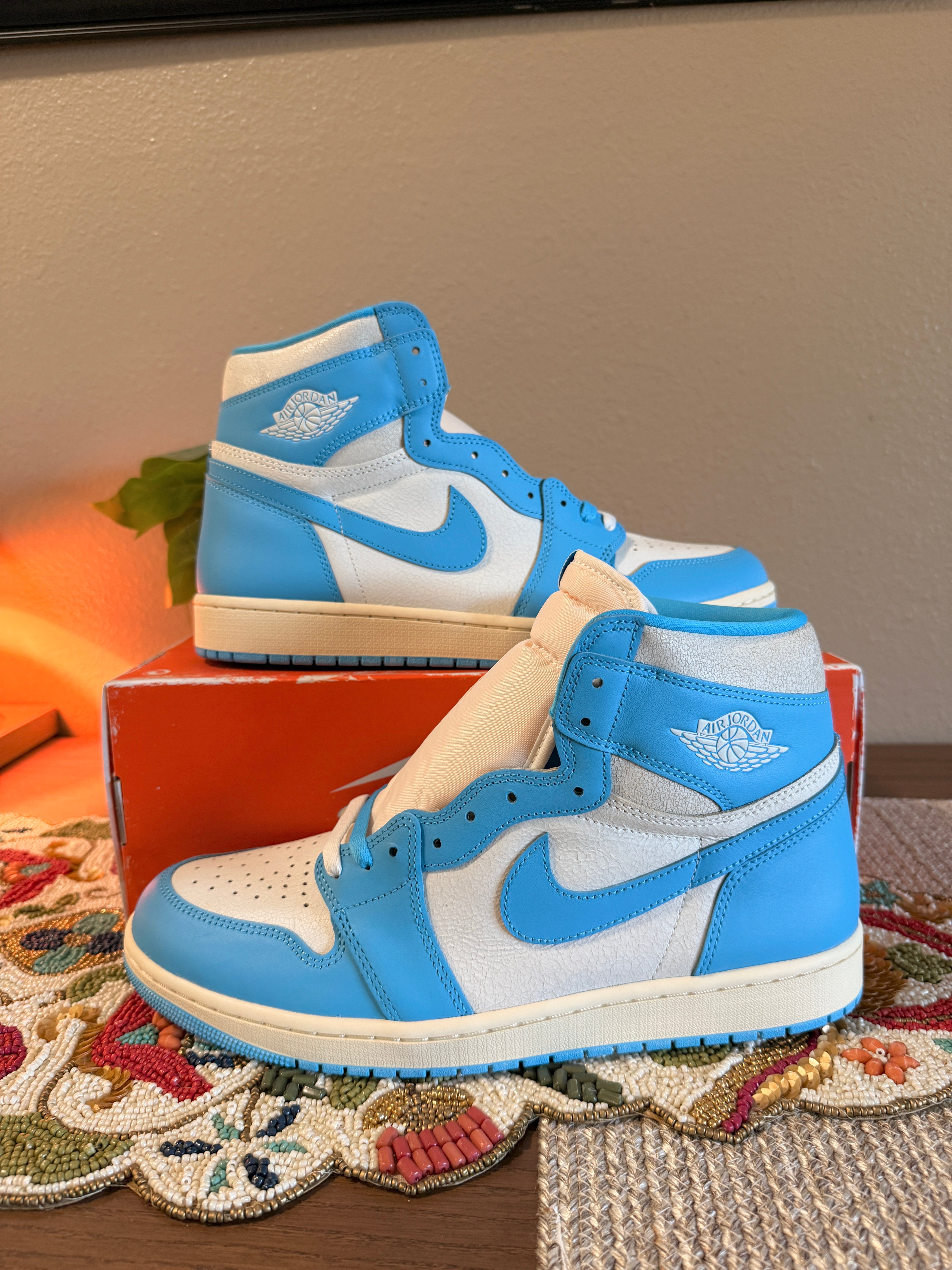 Jordan 1 Retro High OG UNC Reimagined Size 12 MISSING LID