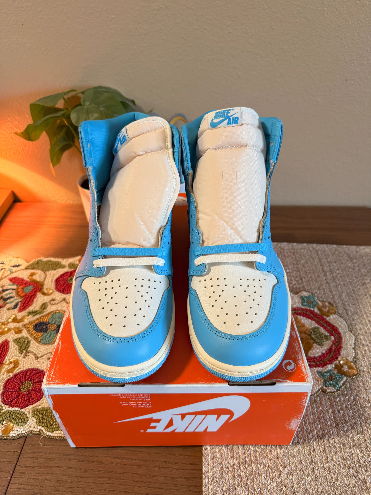 Jordan 1 Retro High OG UNC Reimagined Size 9 MISSING LID