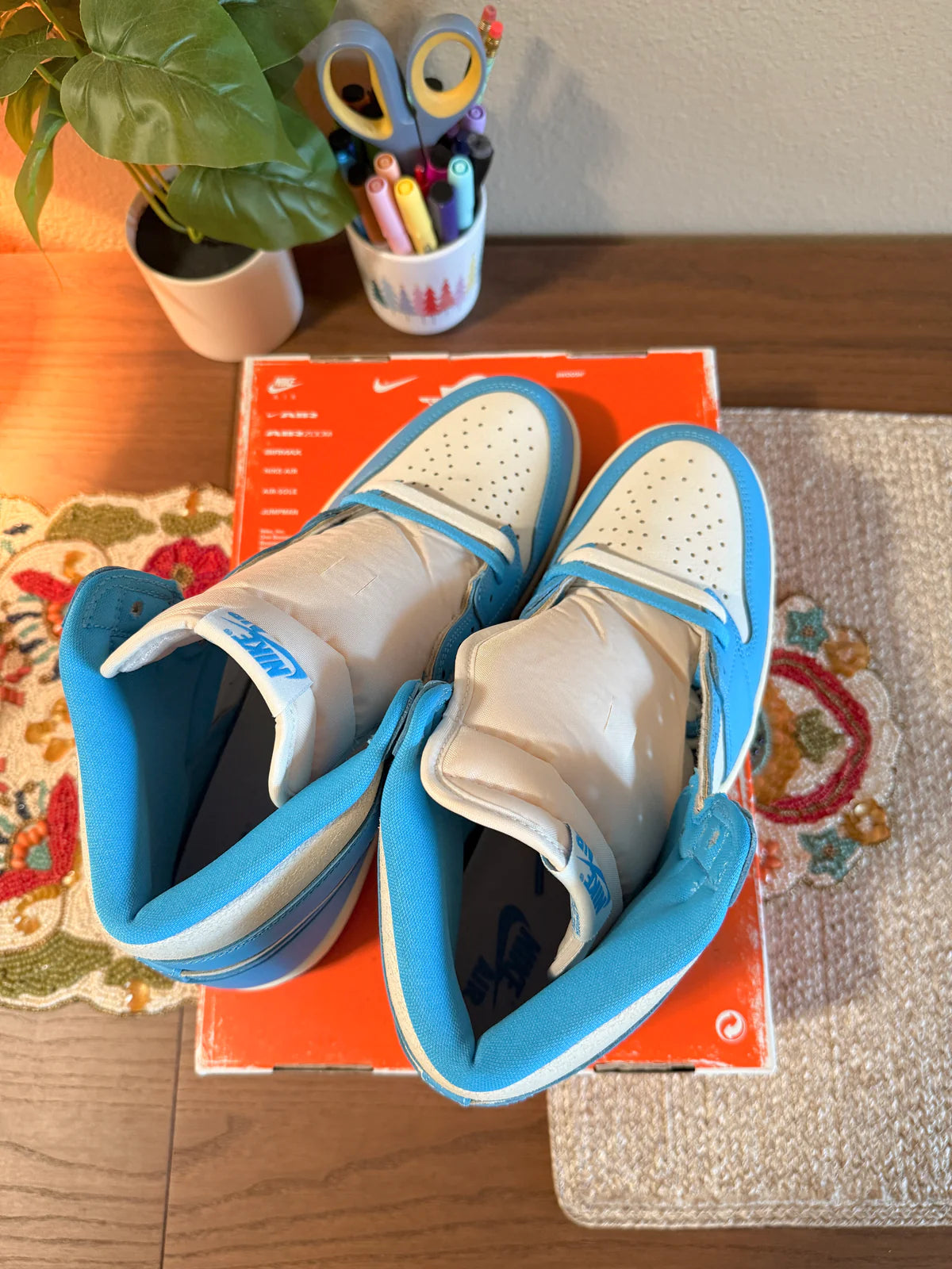 Jordan 1 Retro High OG UNC Reimagined Size 9 MISSING LID