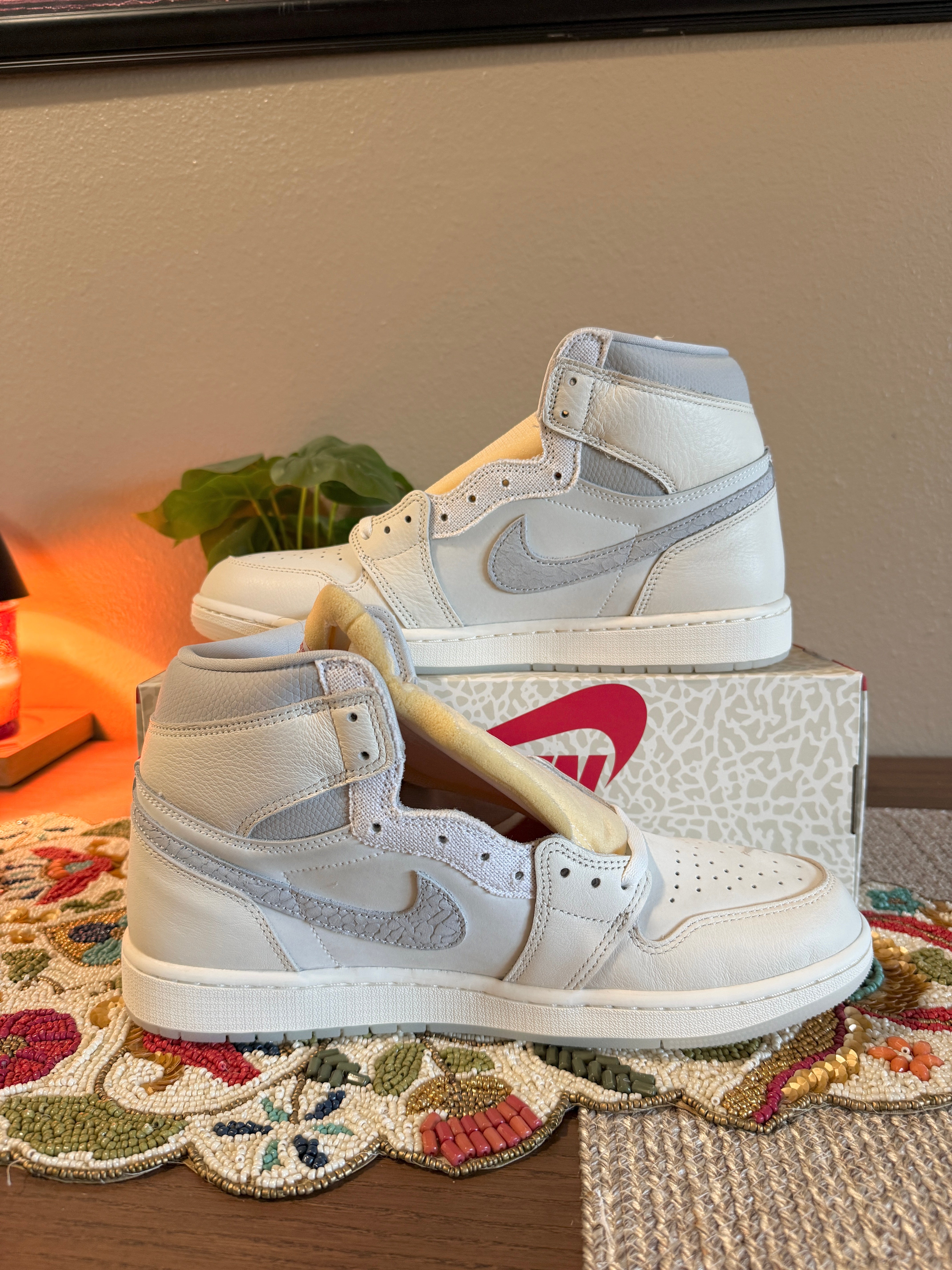 Jordan 1 Retro High OG Sail University Red Size 12 MISSING LID