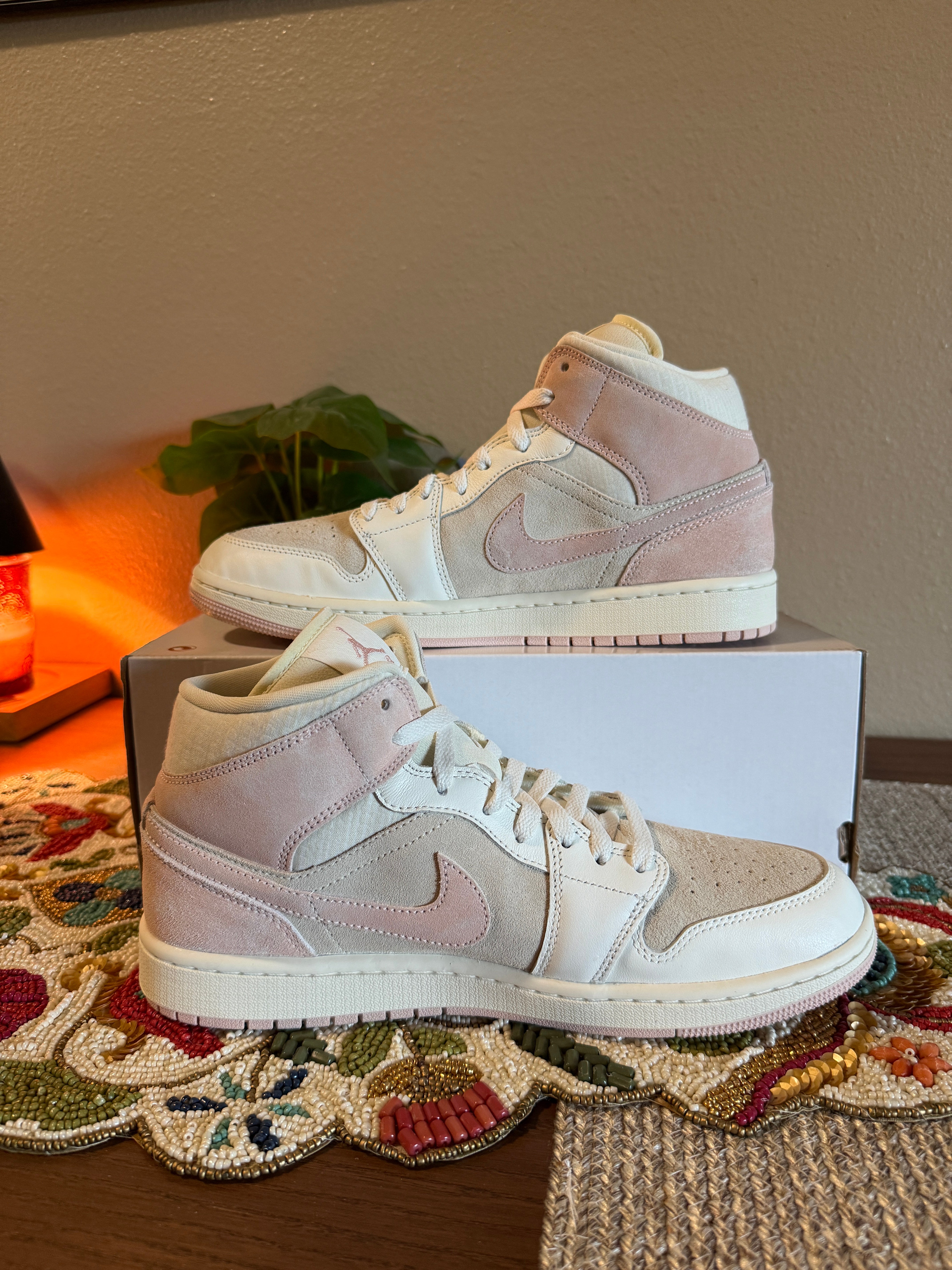 Jordan 1 Mid SE Seersucker Size 9.5M / 11W MISSING LID