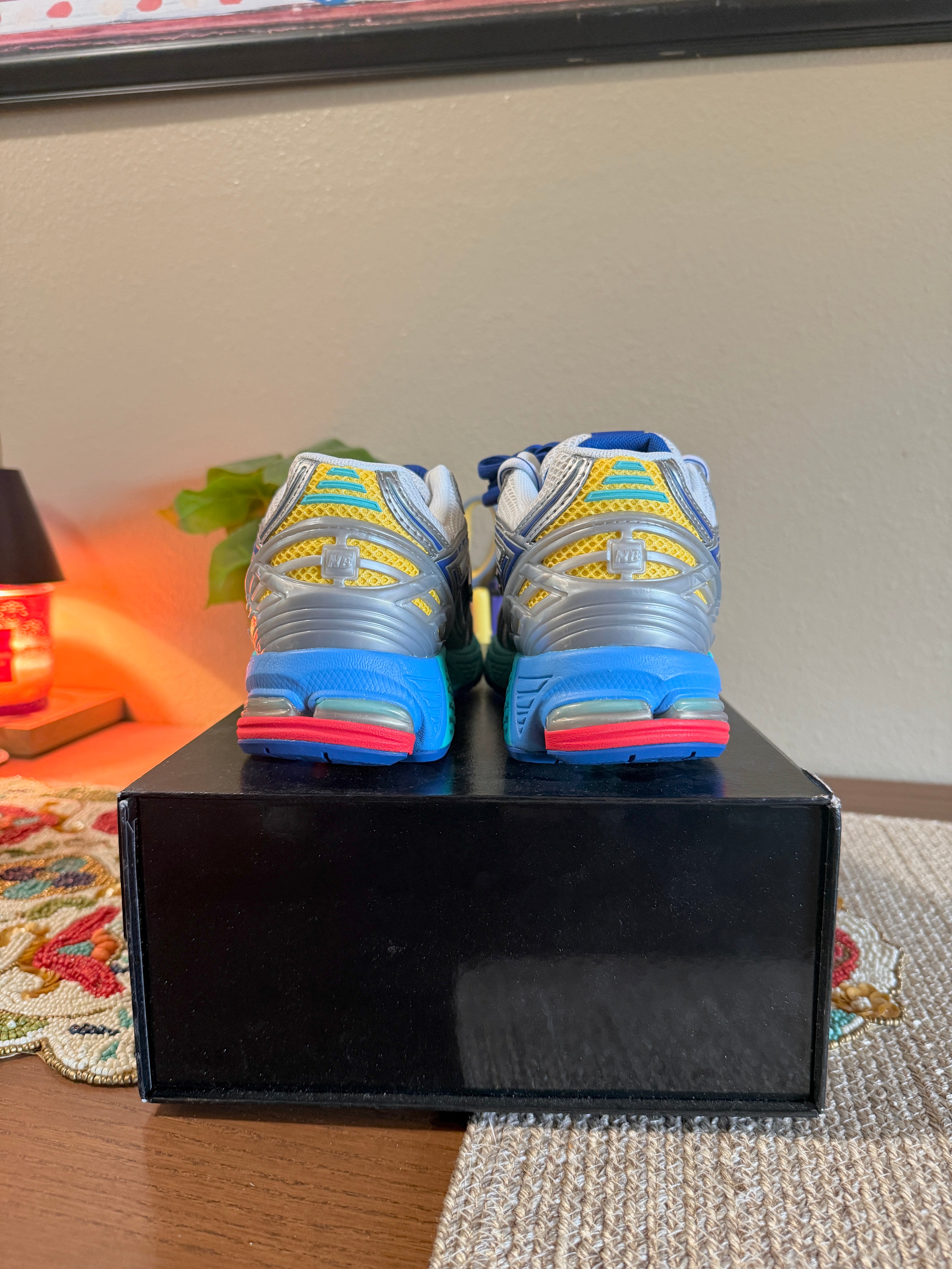 New Balance 1906R DTLR Moon Sign Size 8