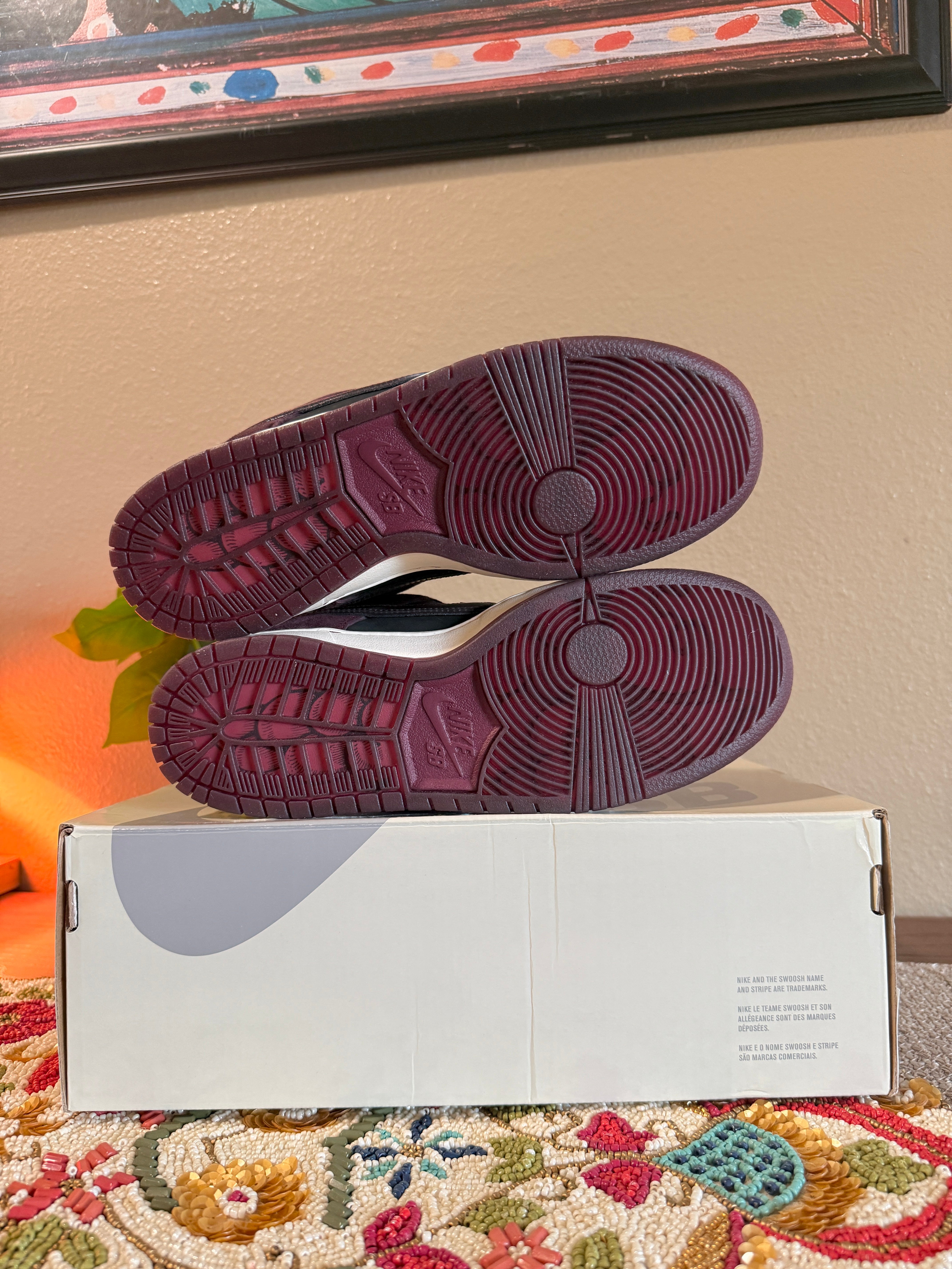 Nike SB Dunk Low Riot Skateshop Size 8