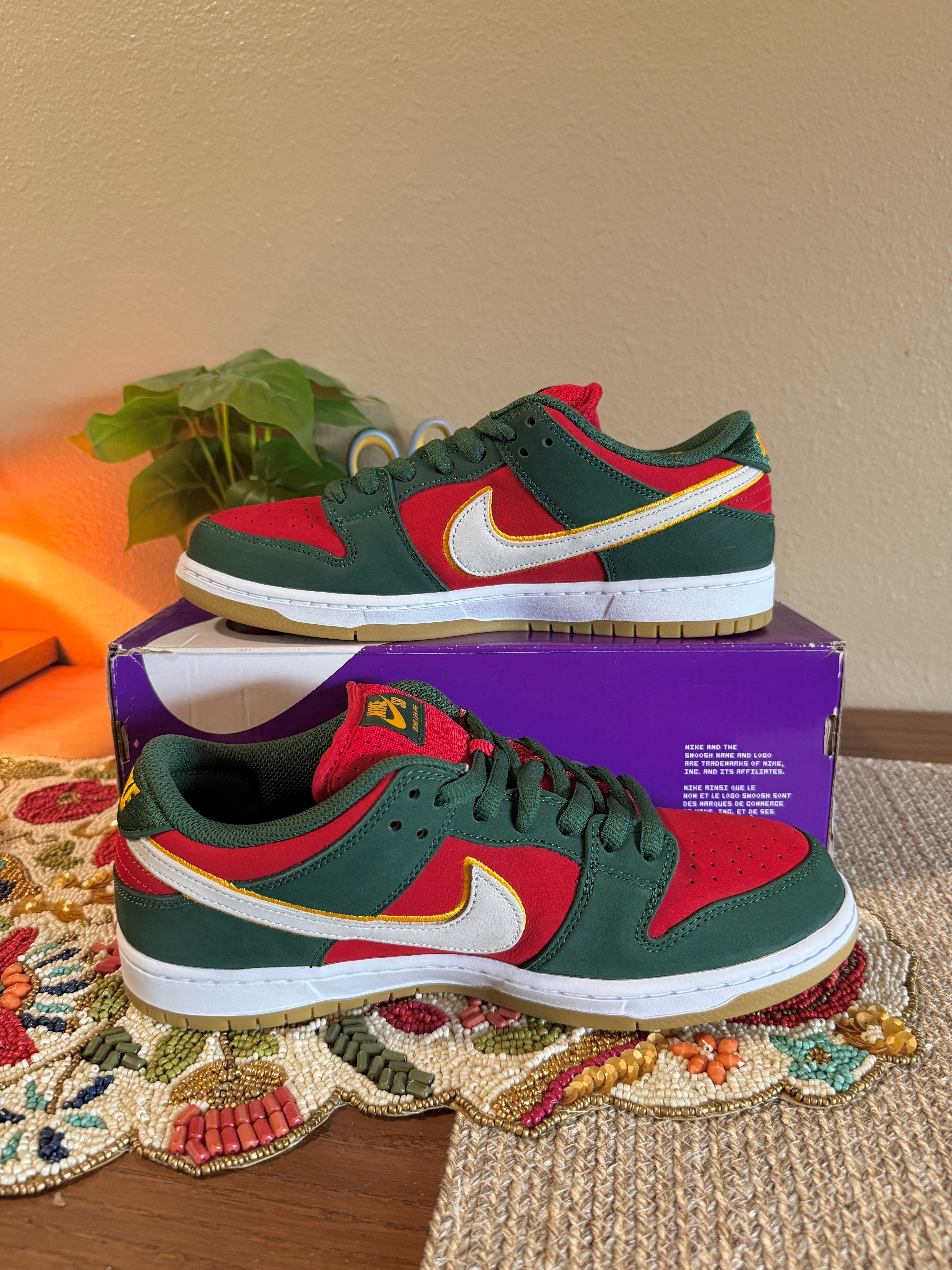 Nike SB Dunk Low Pro PRM Seattle Supersonics Size 10
