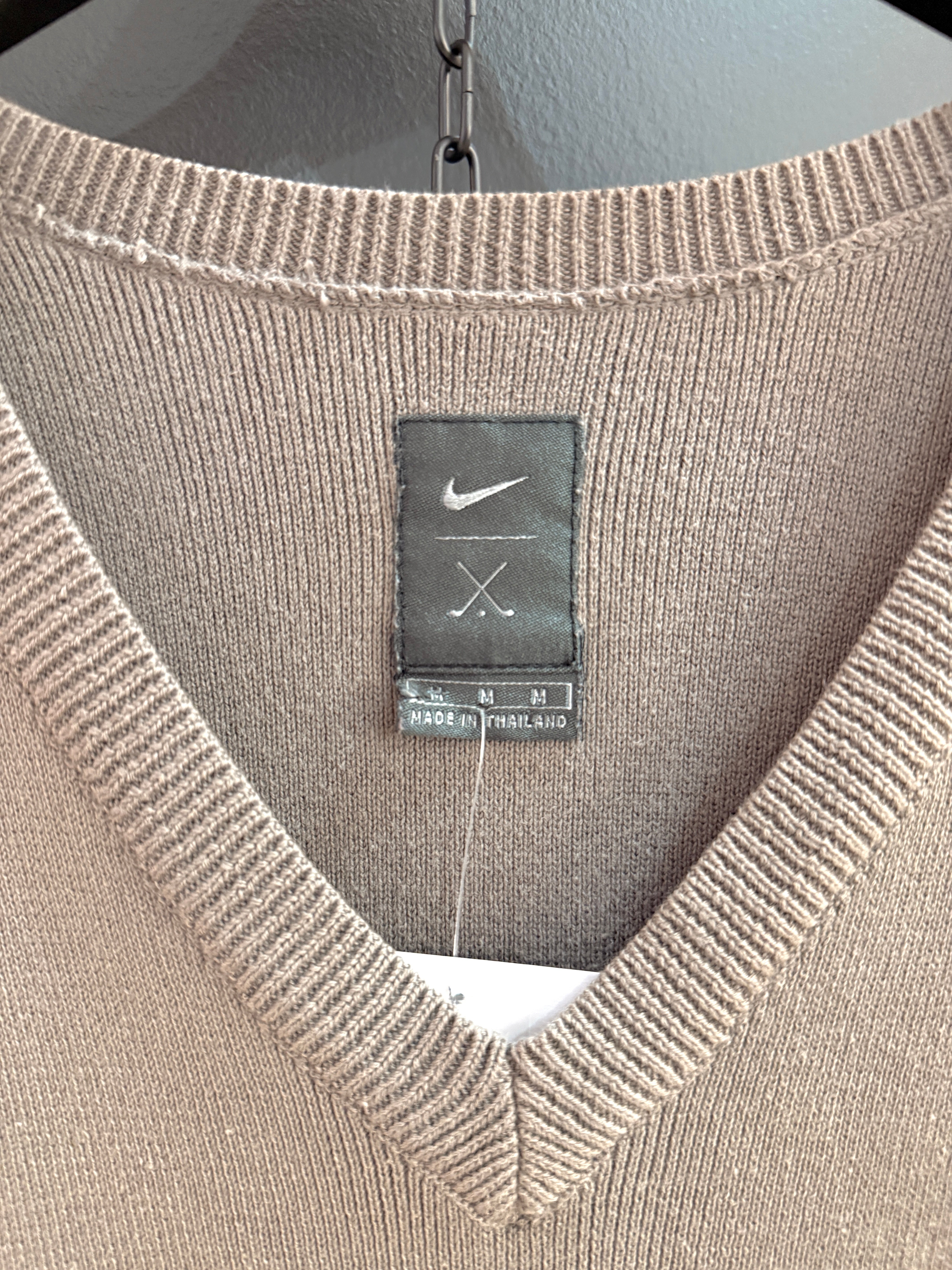 2008 Nike x Tiger Woods Golf Sweater Vest Stone / Red Size M