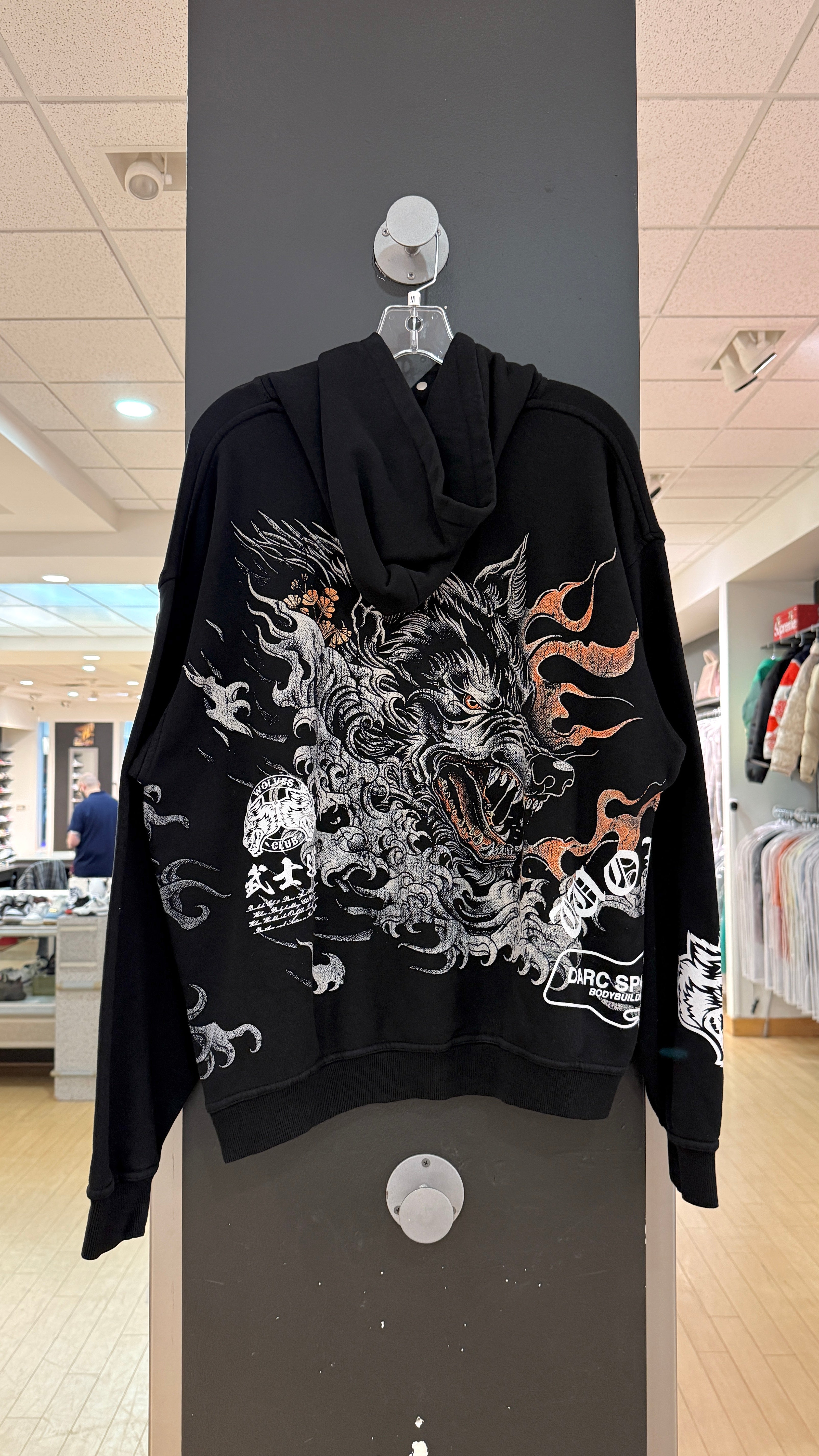 Darc Sport Bushido Ch. 2 Wolves Side by Side Pierce Hoodie Sz M