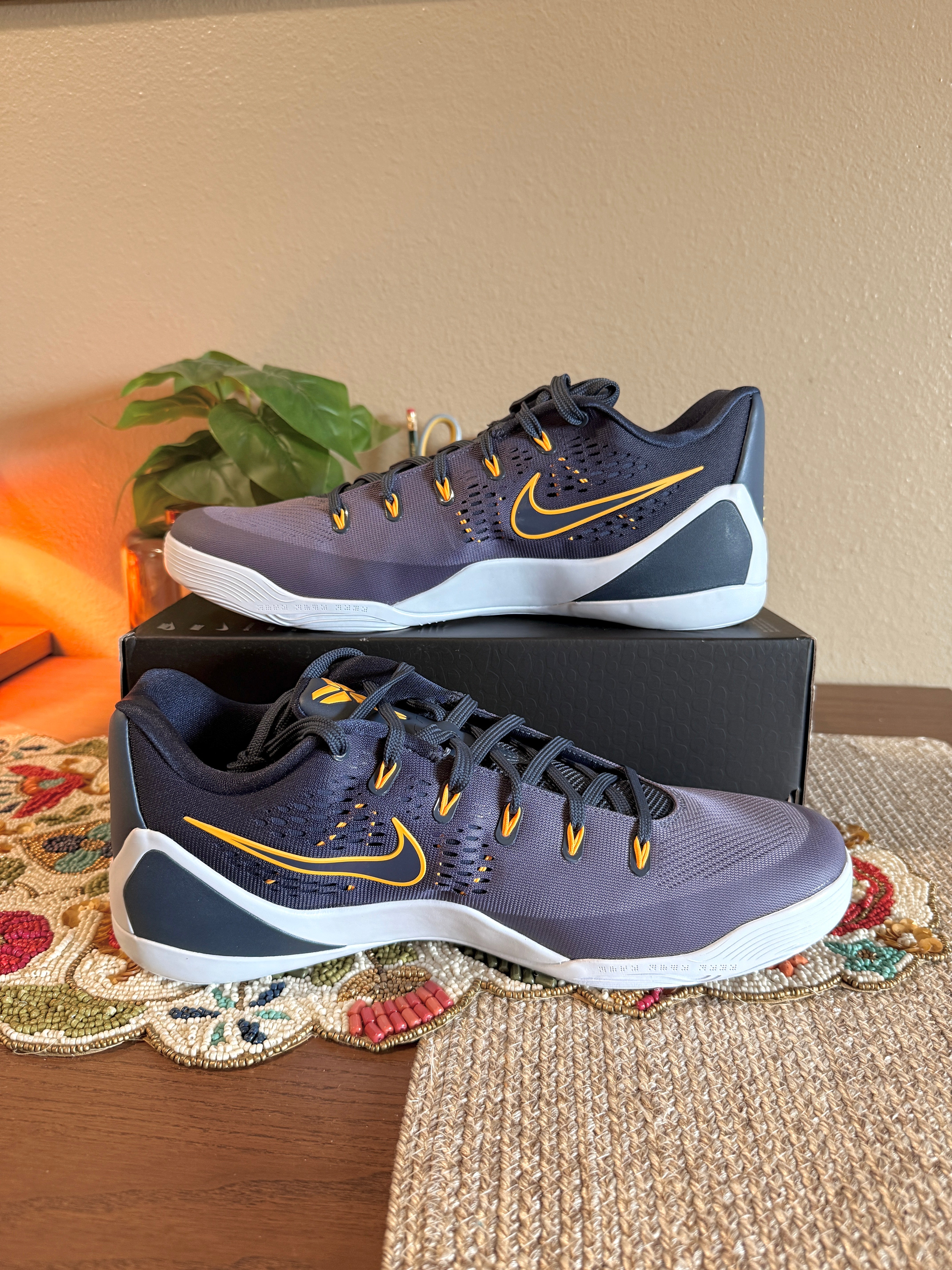 Nike Kobe 9 Elite Low Protro Fade Size 14 MISSING LID