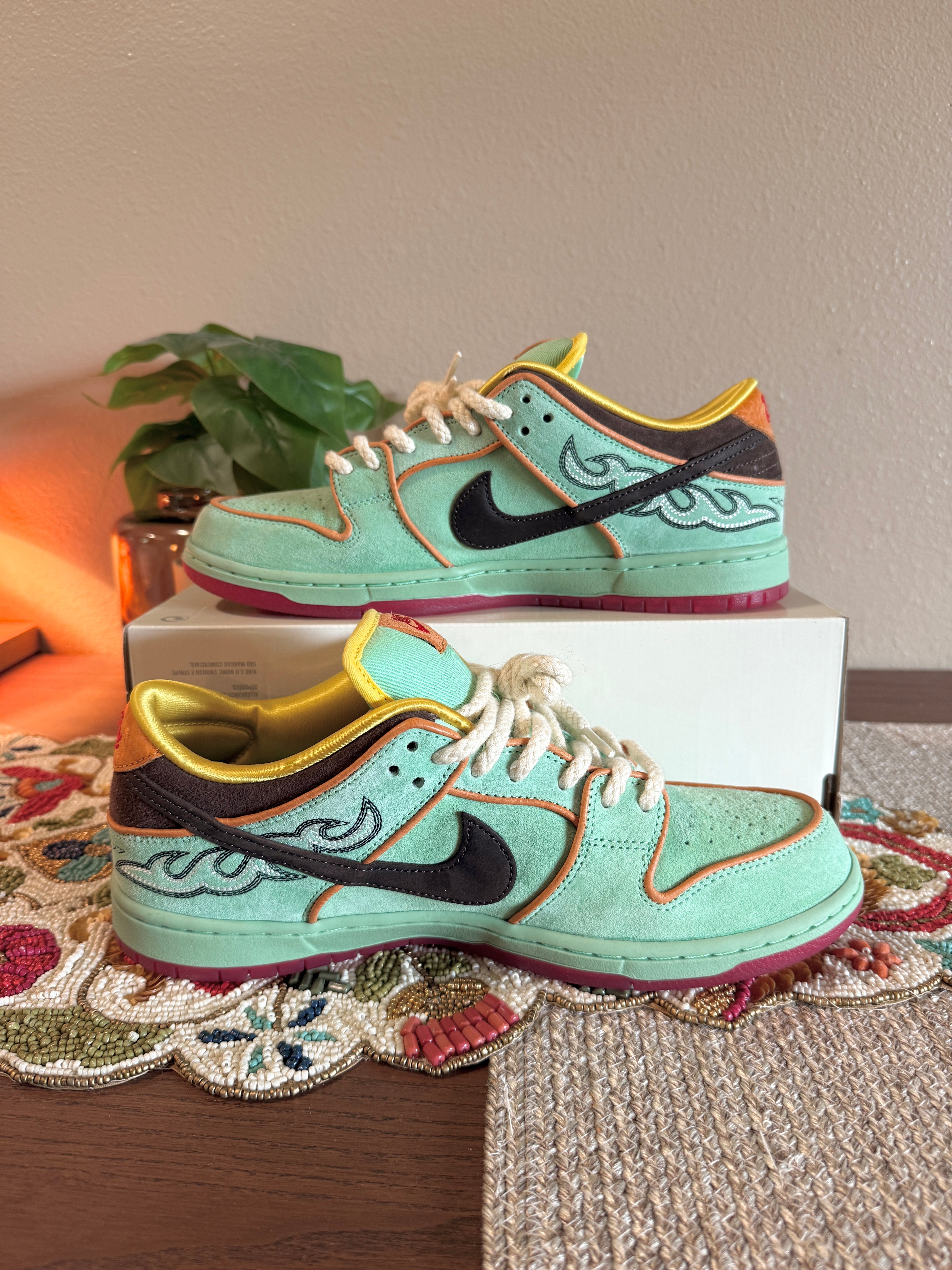 Nike SB Dunk Low Rodeo Tourmaline Size 11 USED / MISSING LID