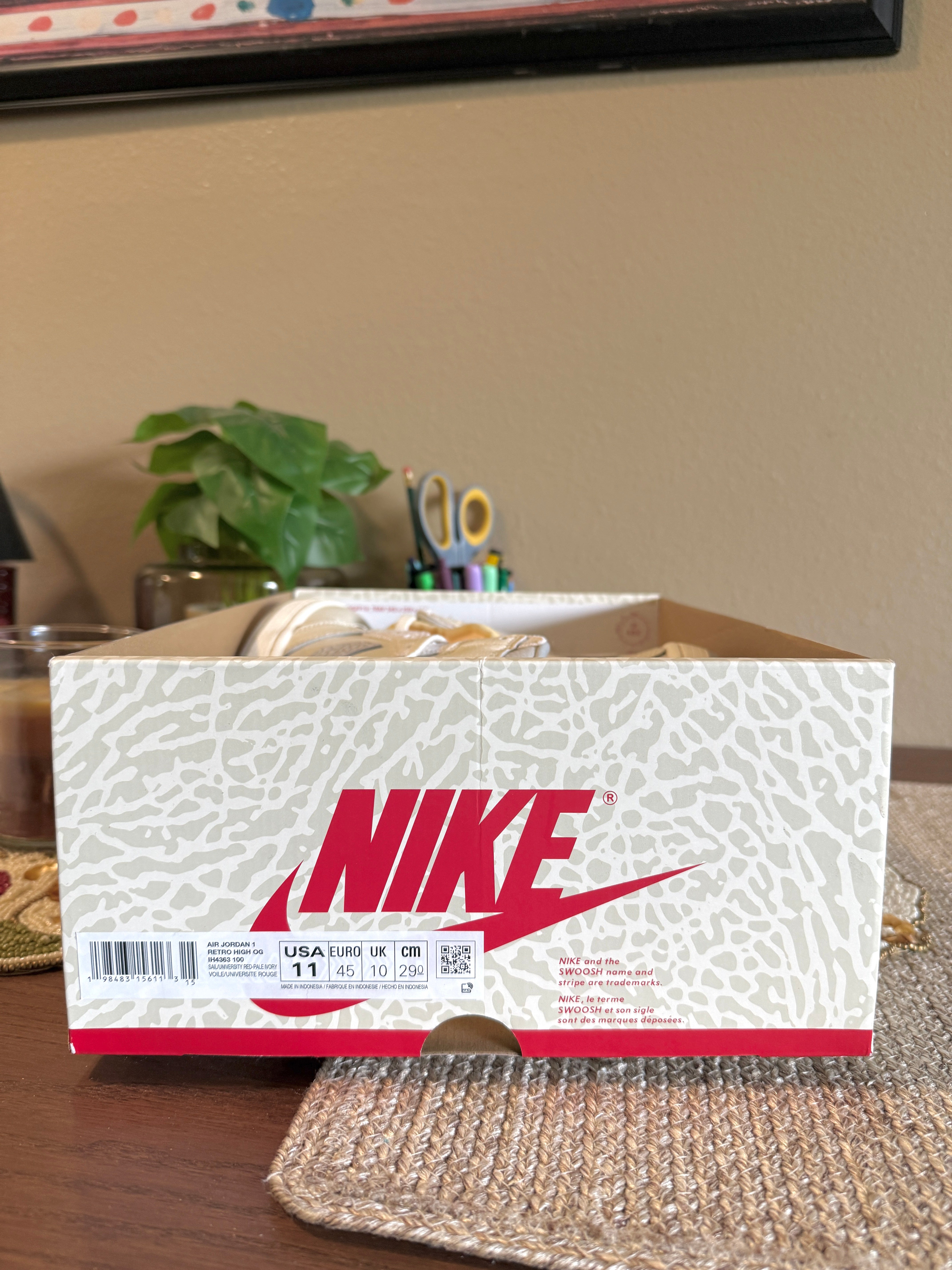 Jordan 1 Retro High OG Sail University Red Size 11 MISSING LID