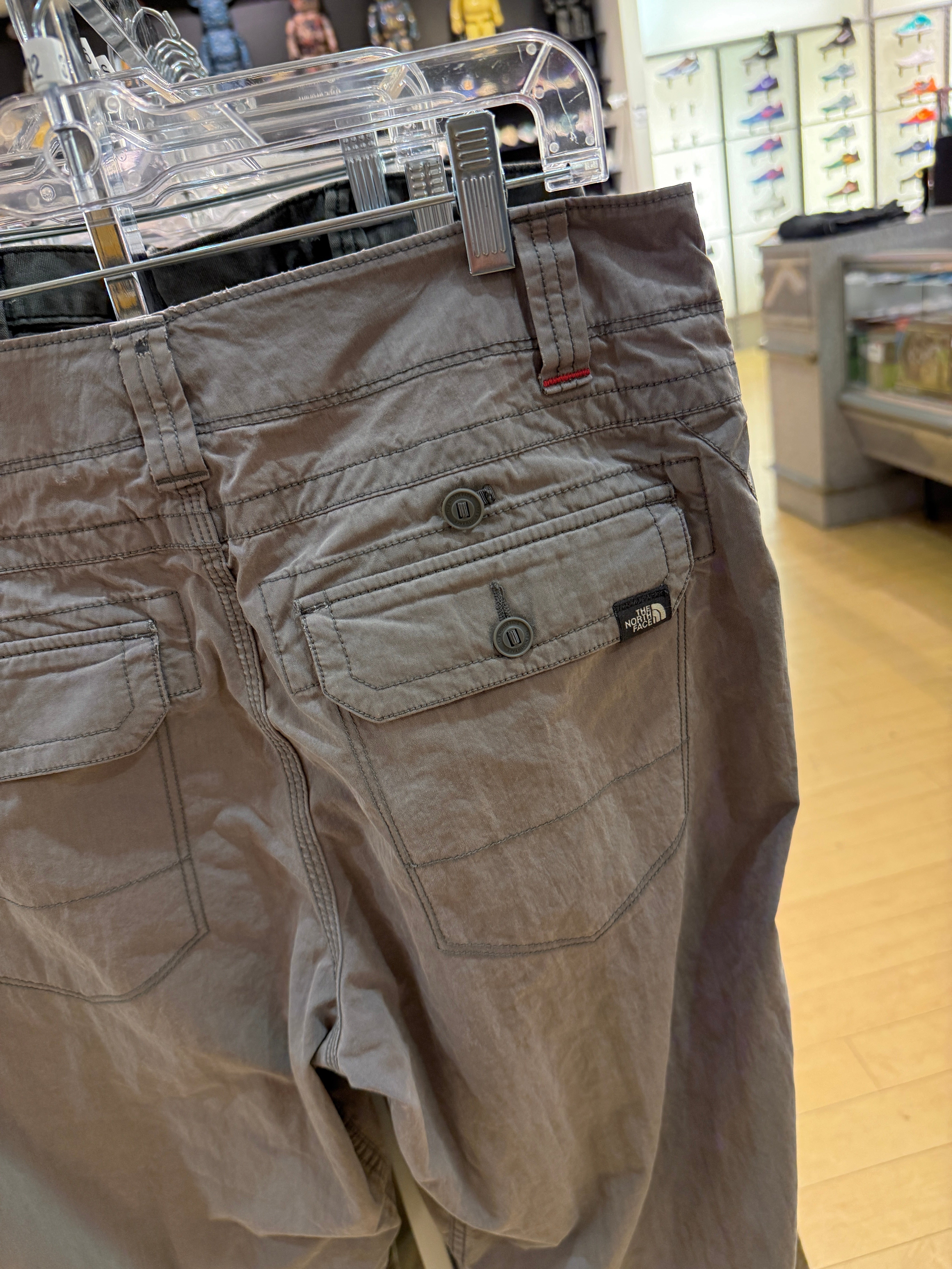 2011 The North Face Grey Trail Pants Size 32