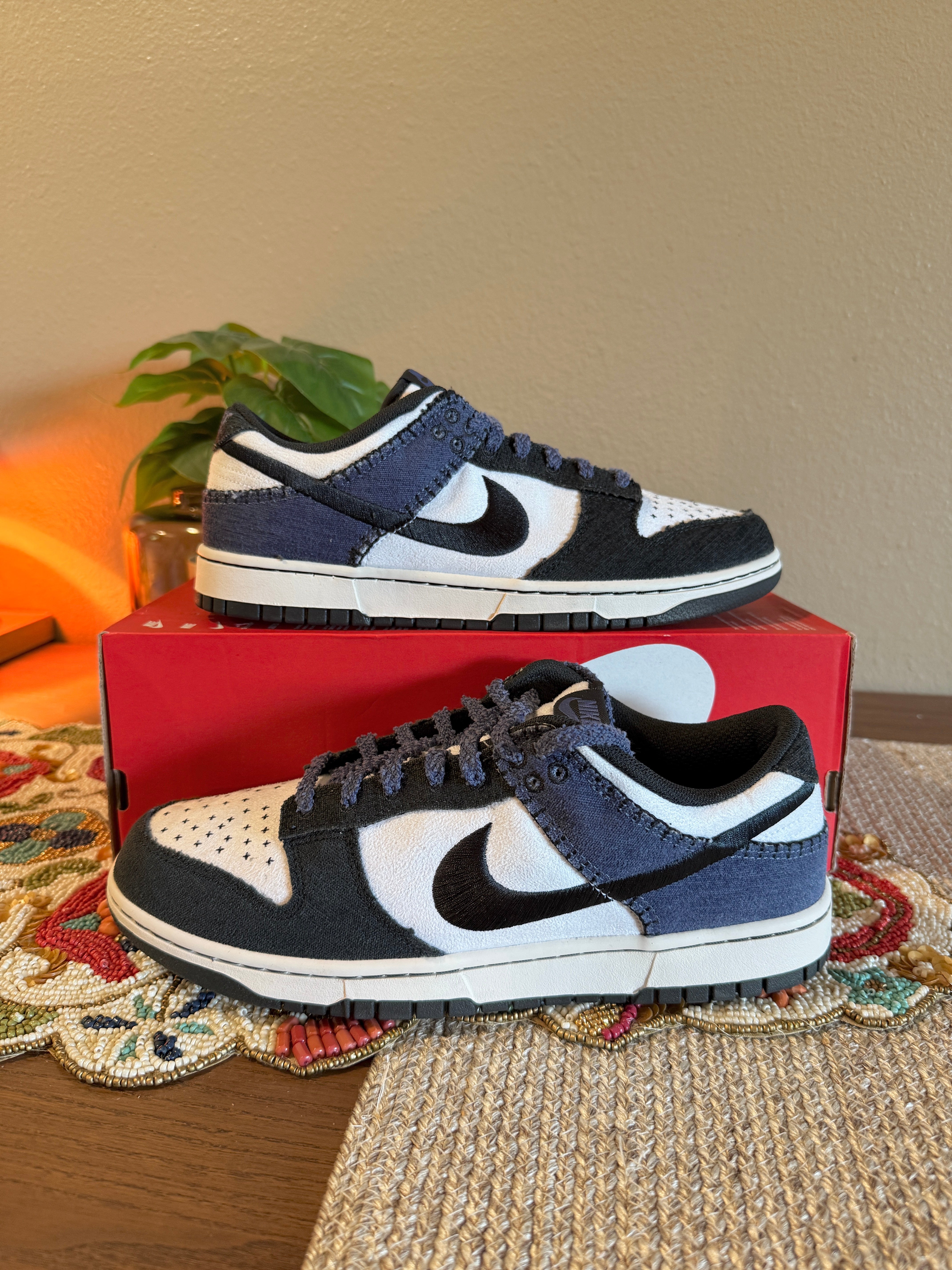 Nike Dunk Low Retro SE White Sanded Purple Size 9.5 MISSING LID