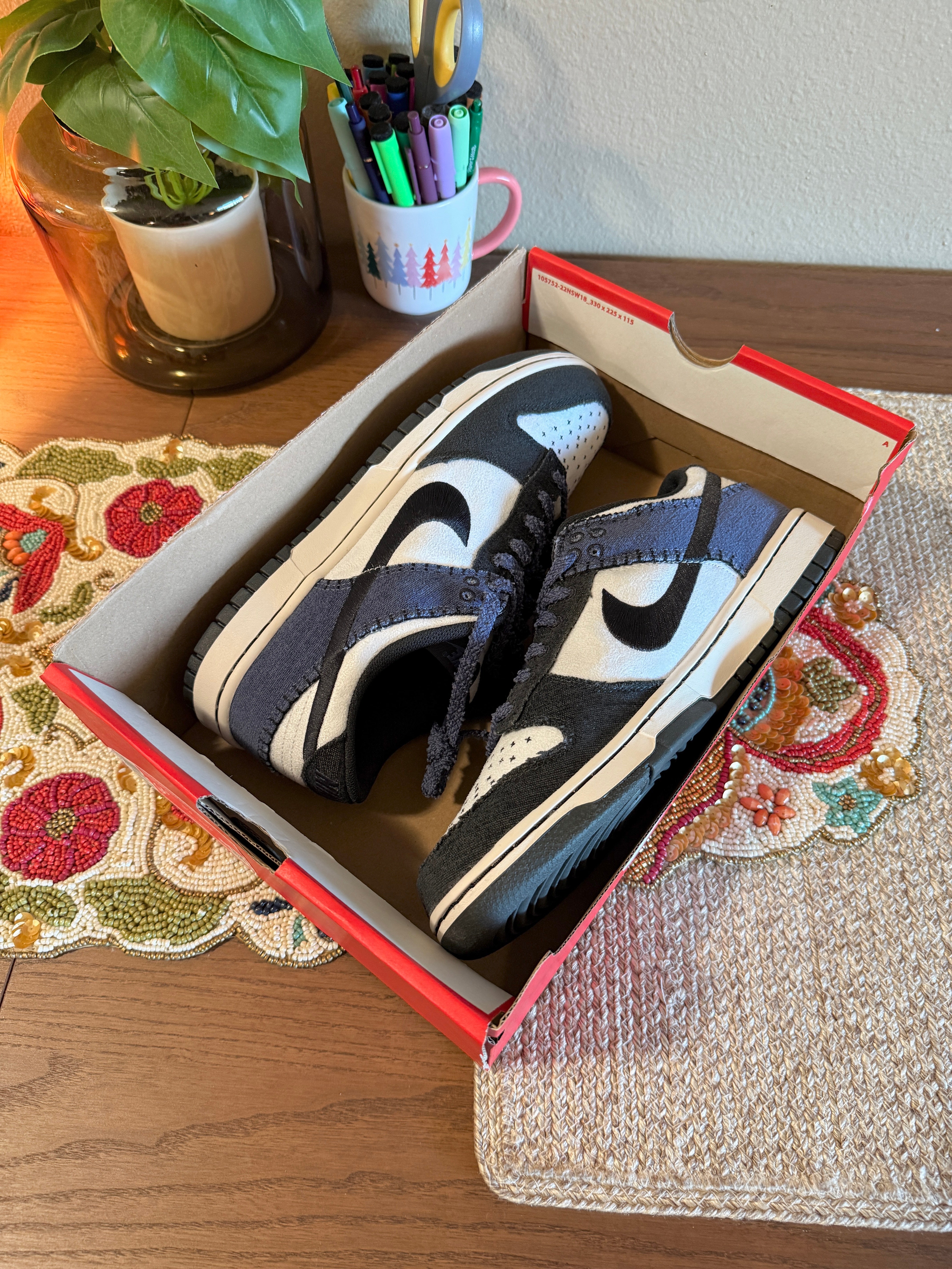 Nike Dunk Low Retro SE White Sanded Purple Size 9.5 MISSING LID