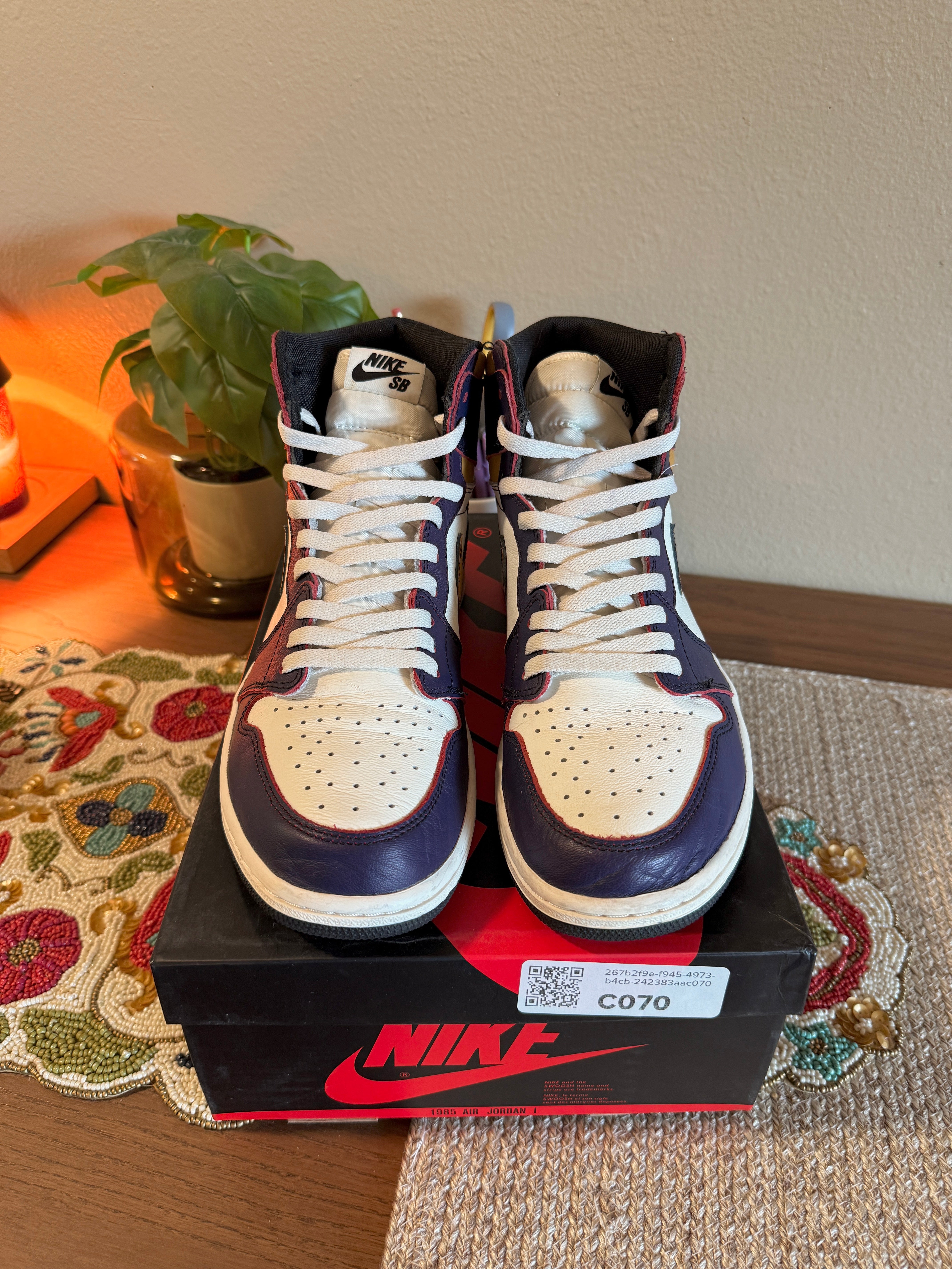 Jordan 1 Retro High OG Defiant SB LA to Chicago Size 11 USED