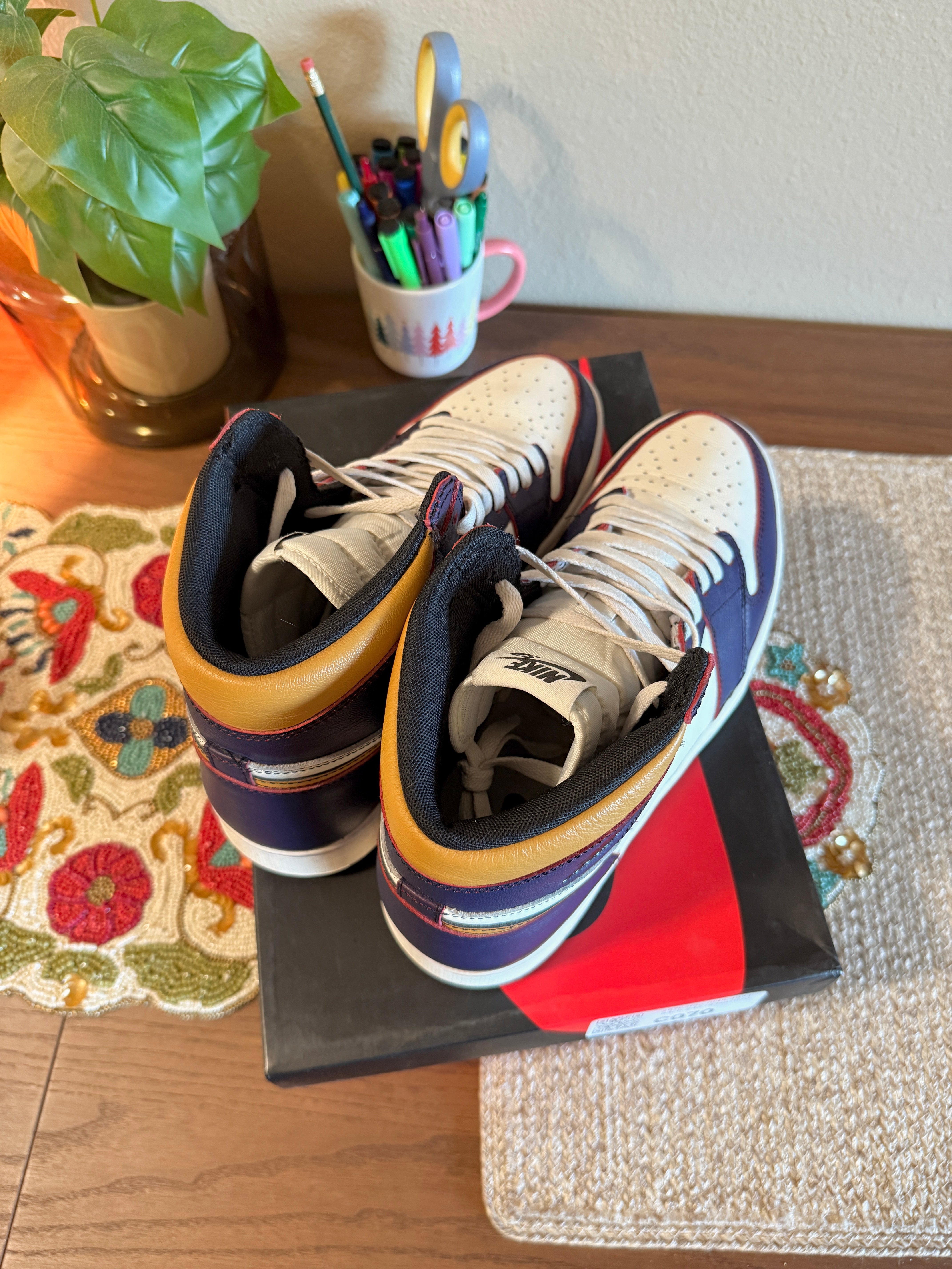 Jordan 1 Retro High OG Defiant SB LA to Chicago Size 11 USED