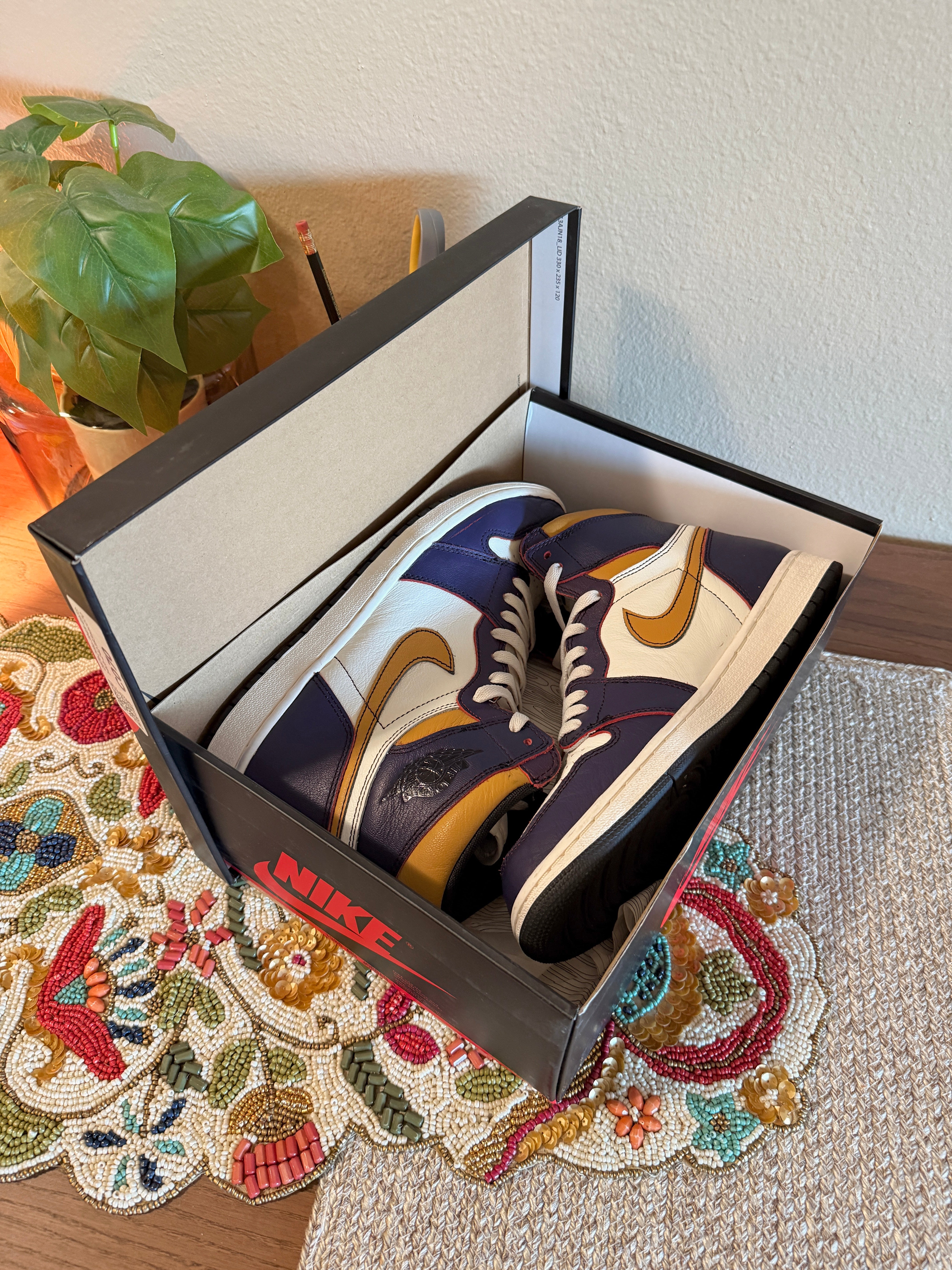 Jordan 1 Retro High OG Defiant SB LA to Chicago Size 11 USED