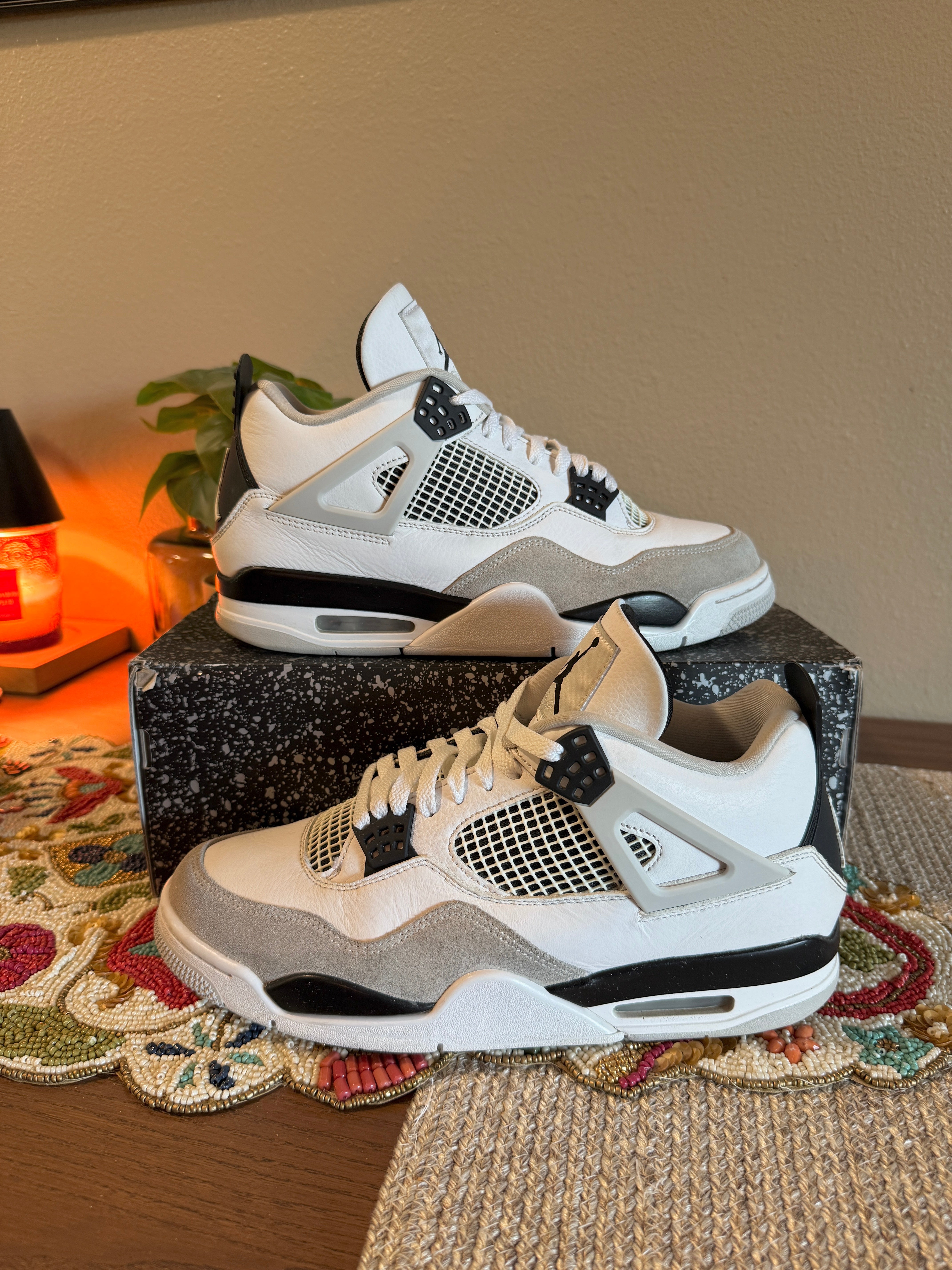 Jordan 4 Retro Military Black Size 10.5 USED