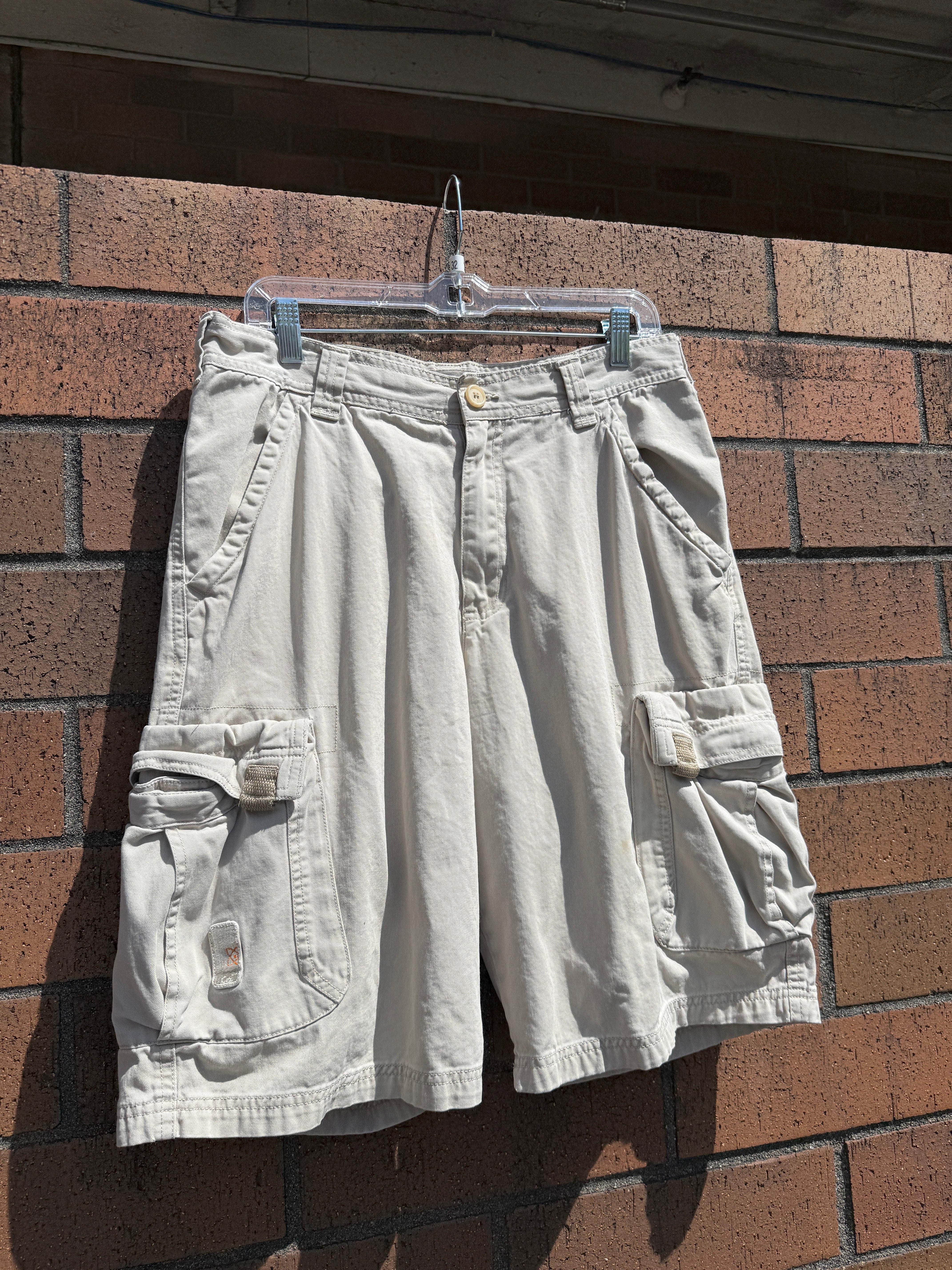 Y2K Canyon River Blues Beige Cargo Shorts Size 33