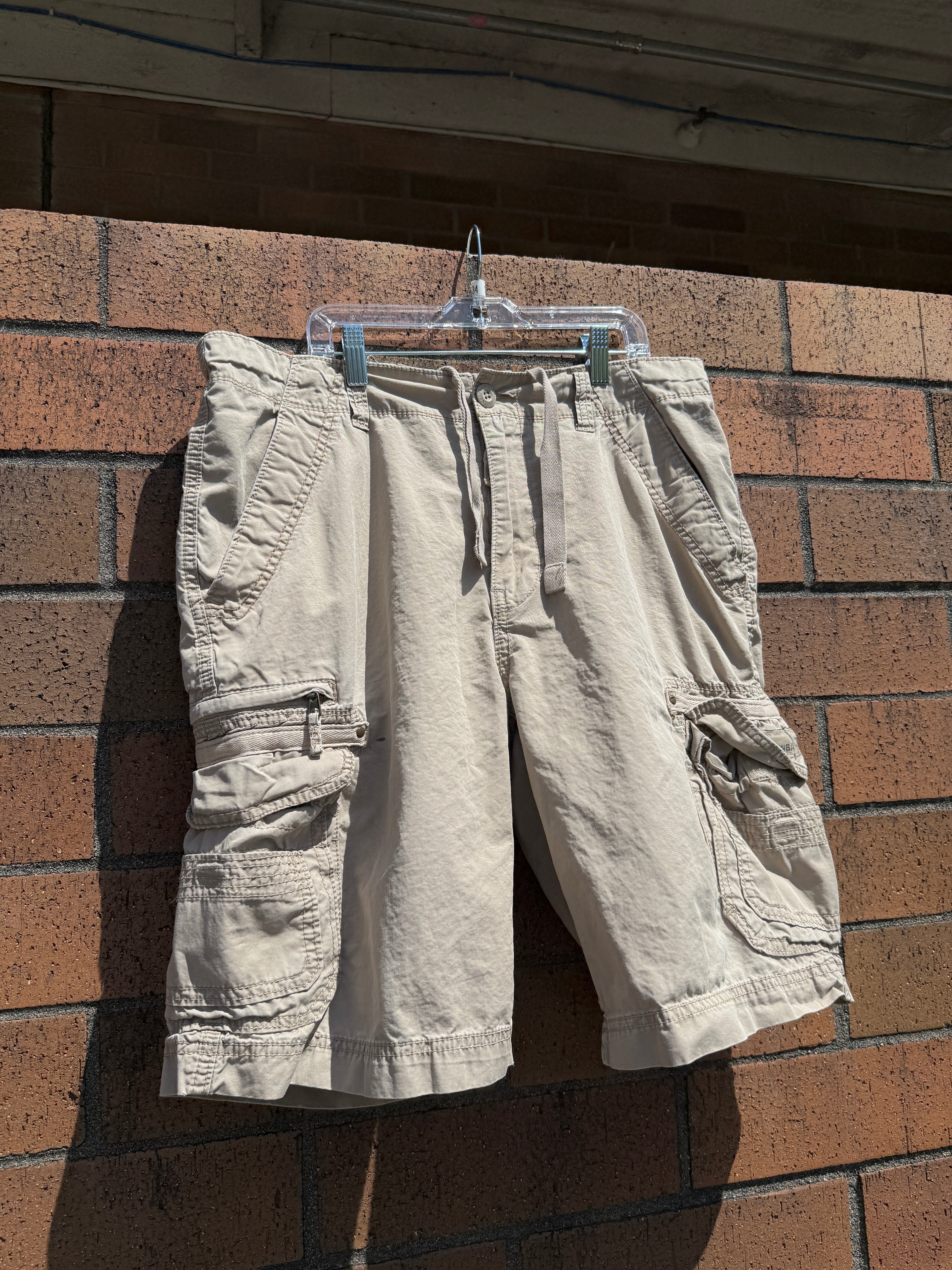 Y2K Union Bay Beige Cargo Shorts Size 34