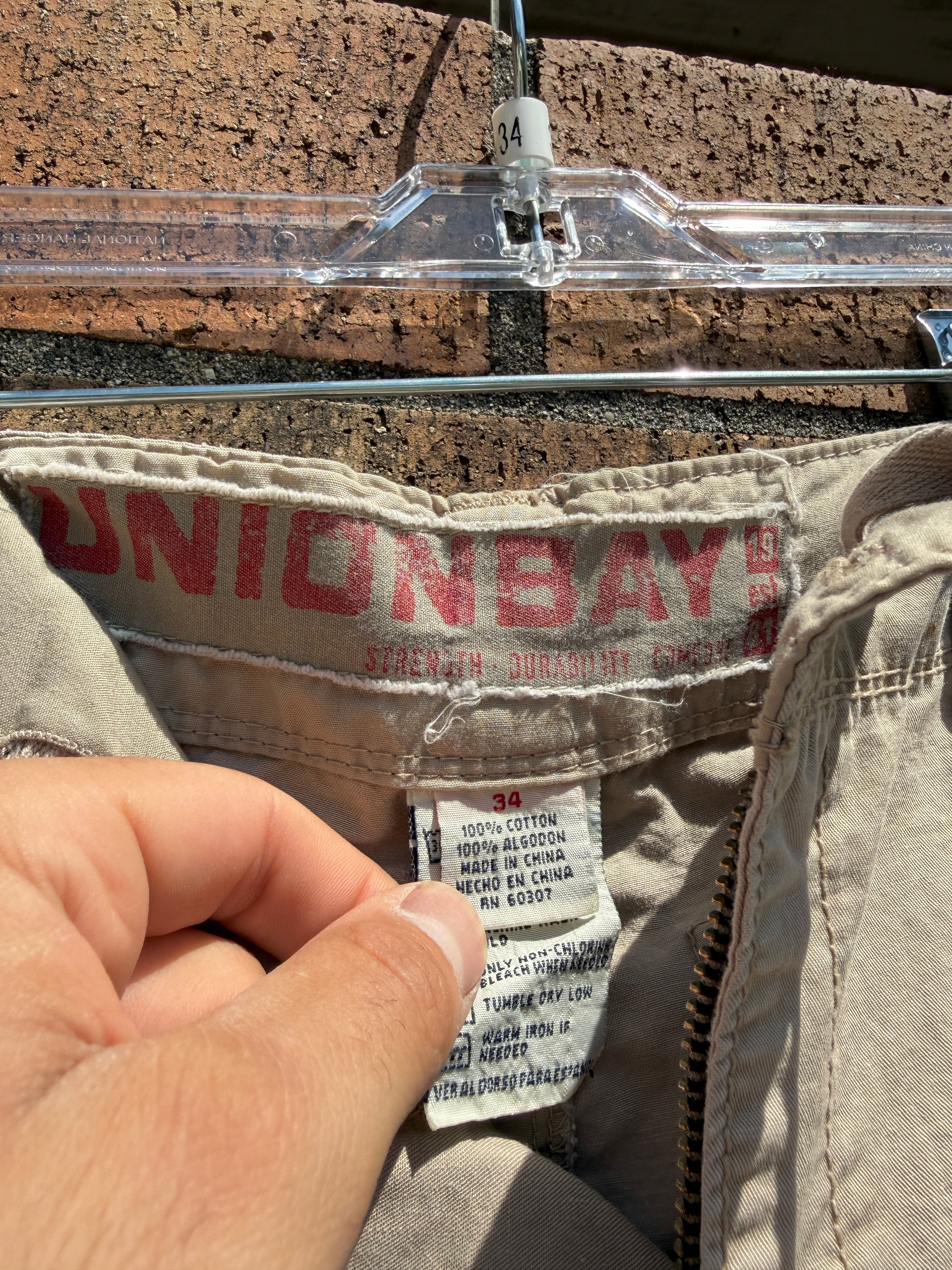 Y2K Union Bay Beige Cargo Shorts Size 34
