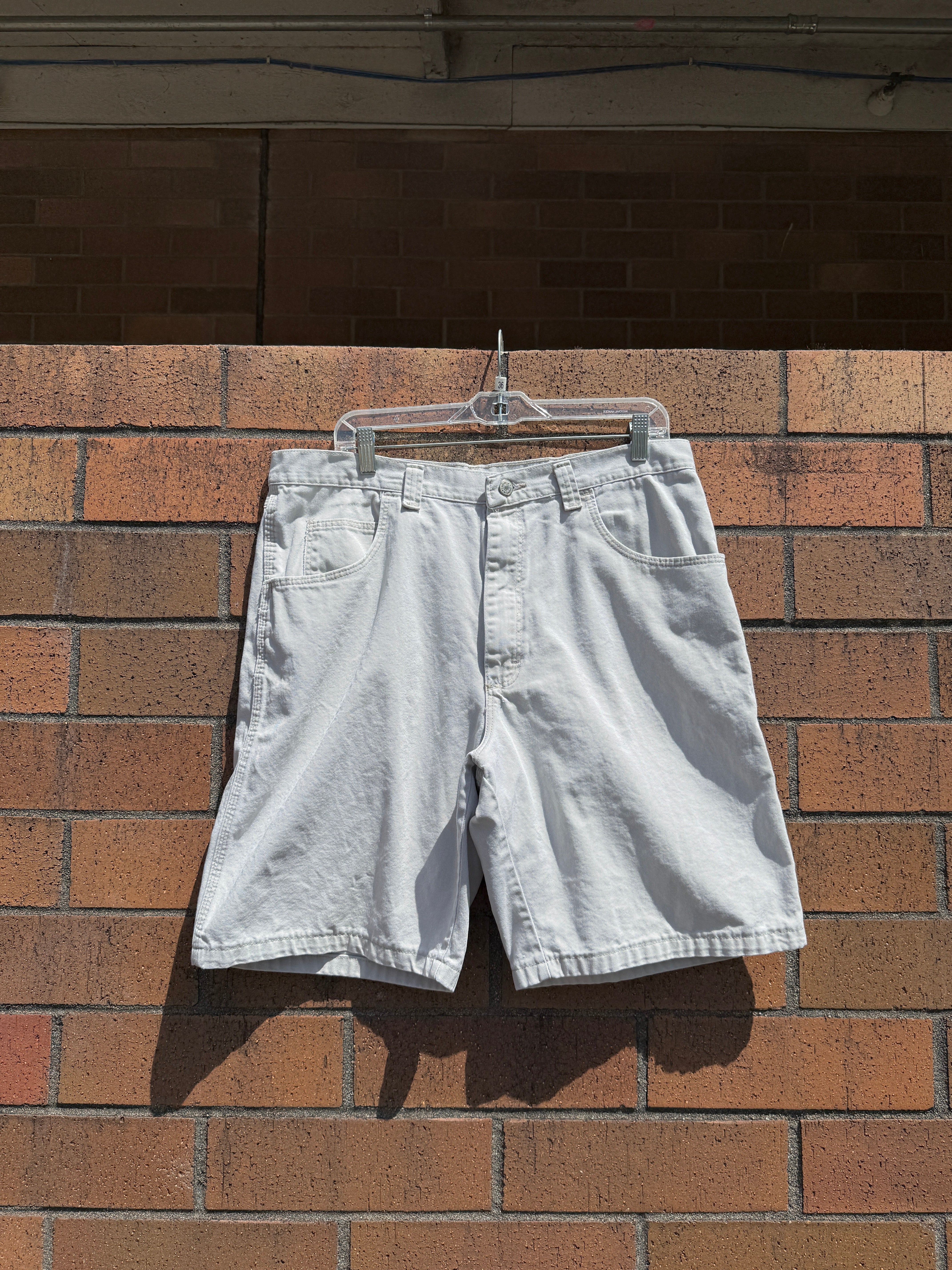 Y2K Wrangler Hero Beige Carpenter Shorts Size 36
