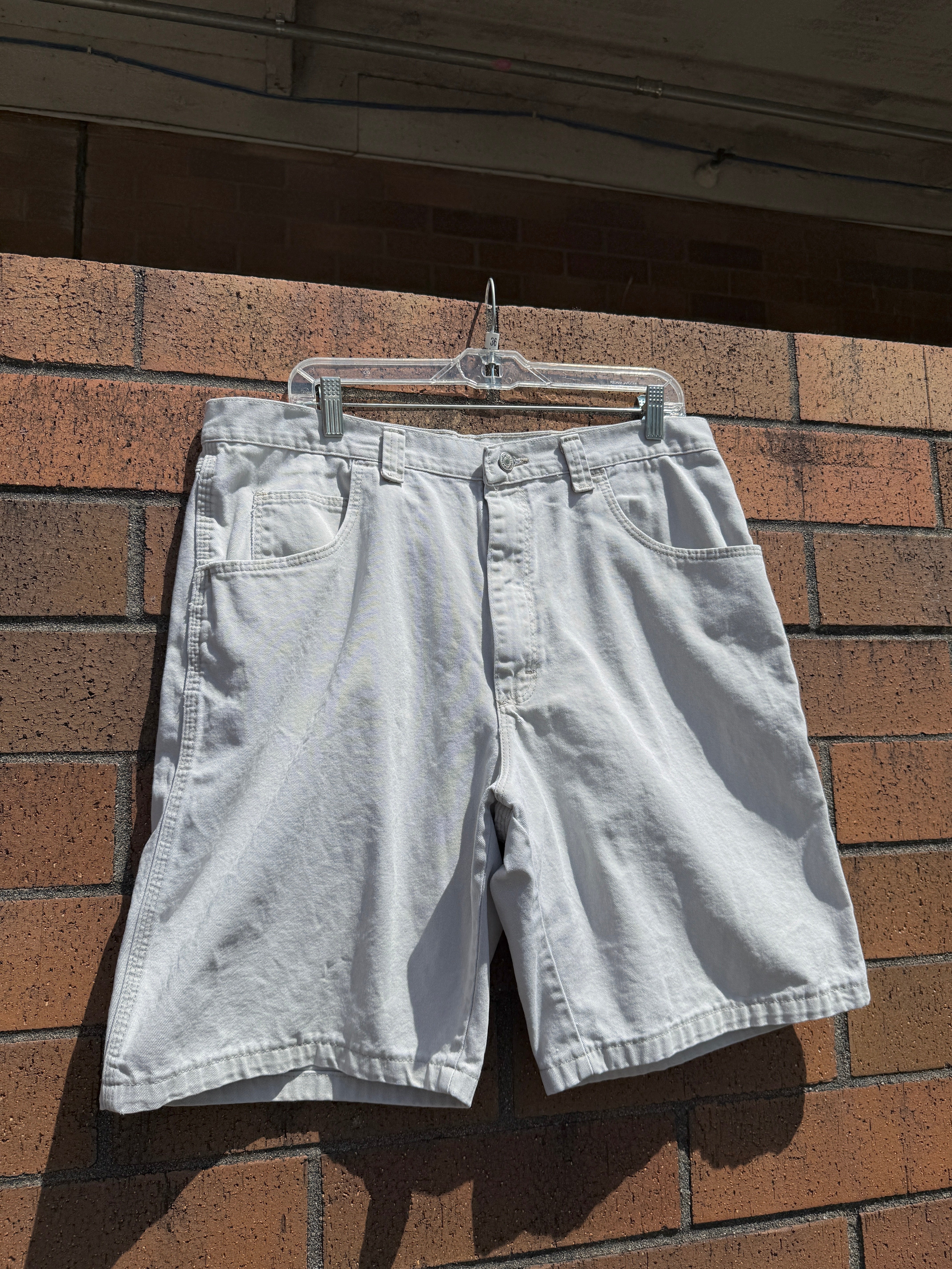 Y2K Wrangler Hero Beige Carpenter Shorts Size 36