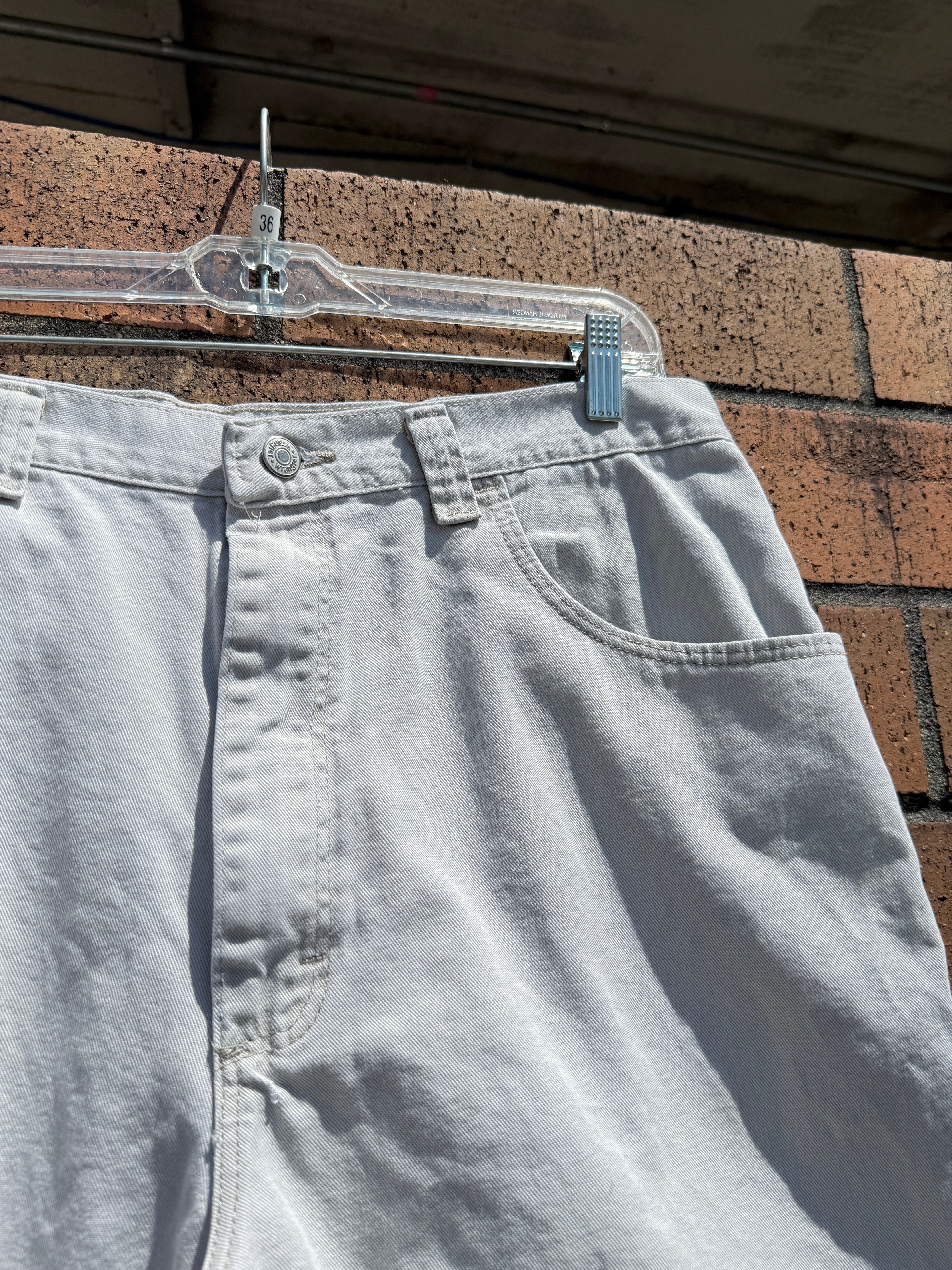 Y2K Wrangler Hero Beige Carpenter Shorts Size 36