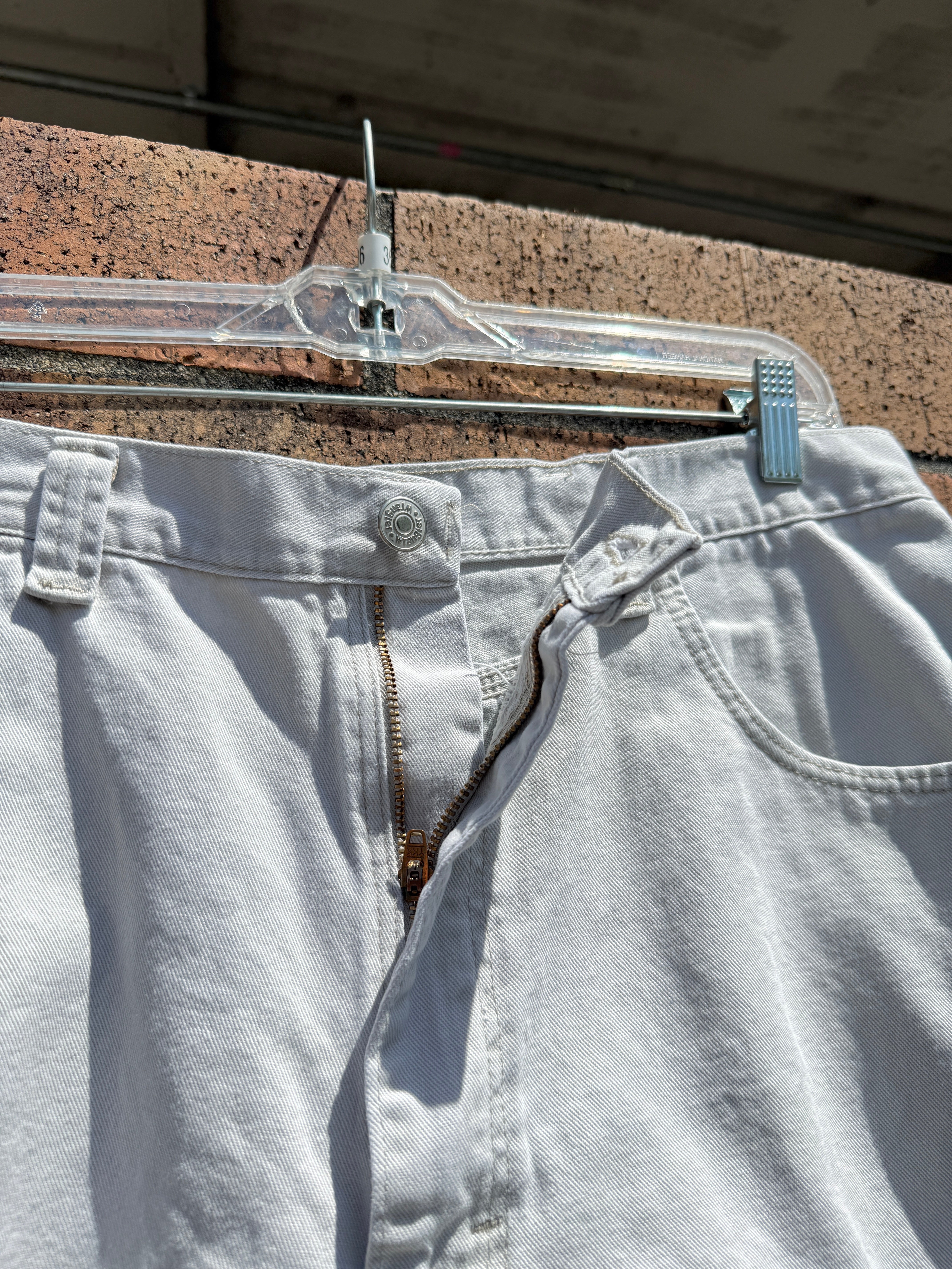 Y2K Wrangler Hero Beige Carpenter Shorts Size 36
