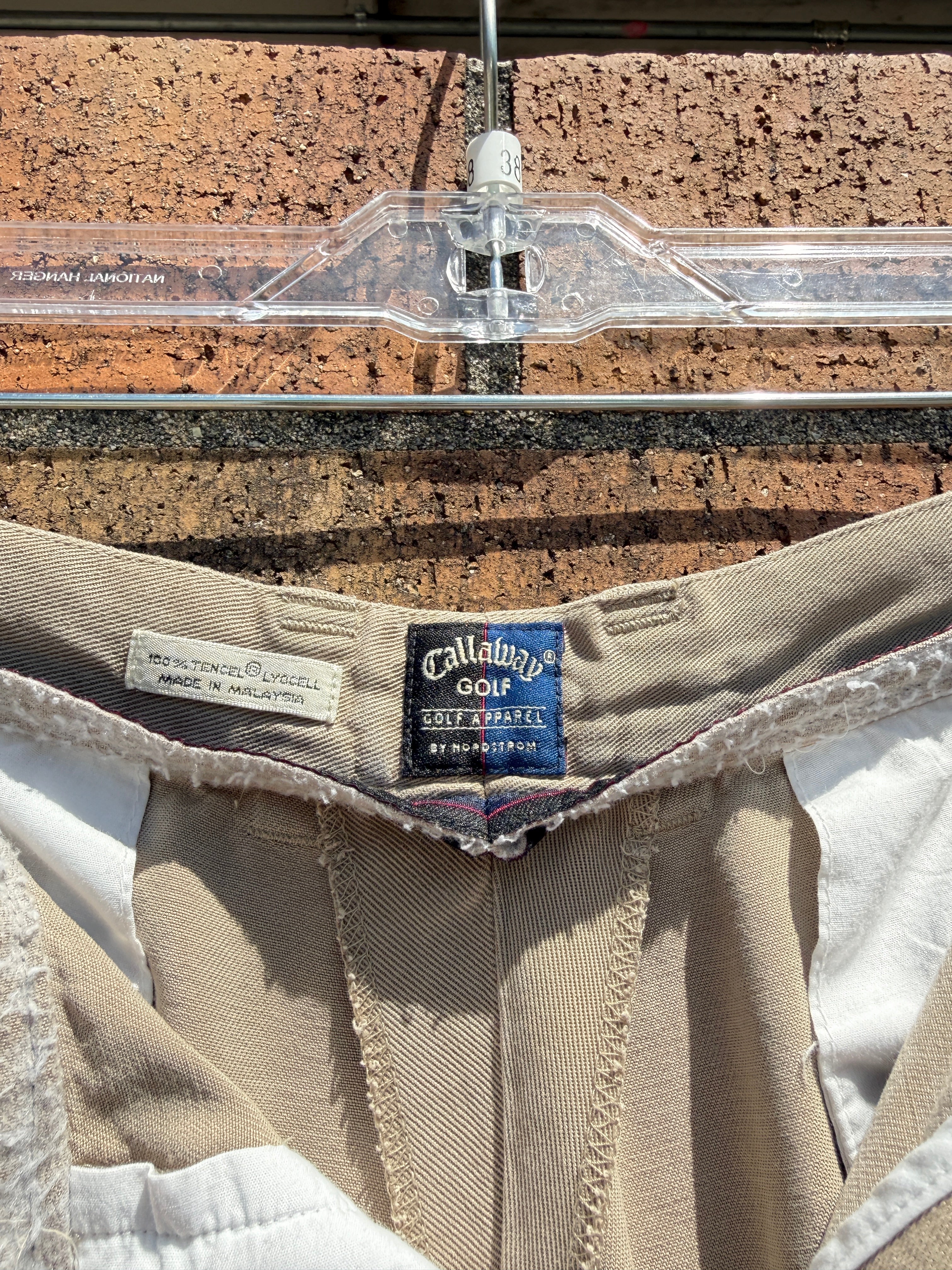 90s Callaway by Nordstrom Beige Baggy Pleated Golf Shorts Size 38