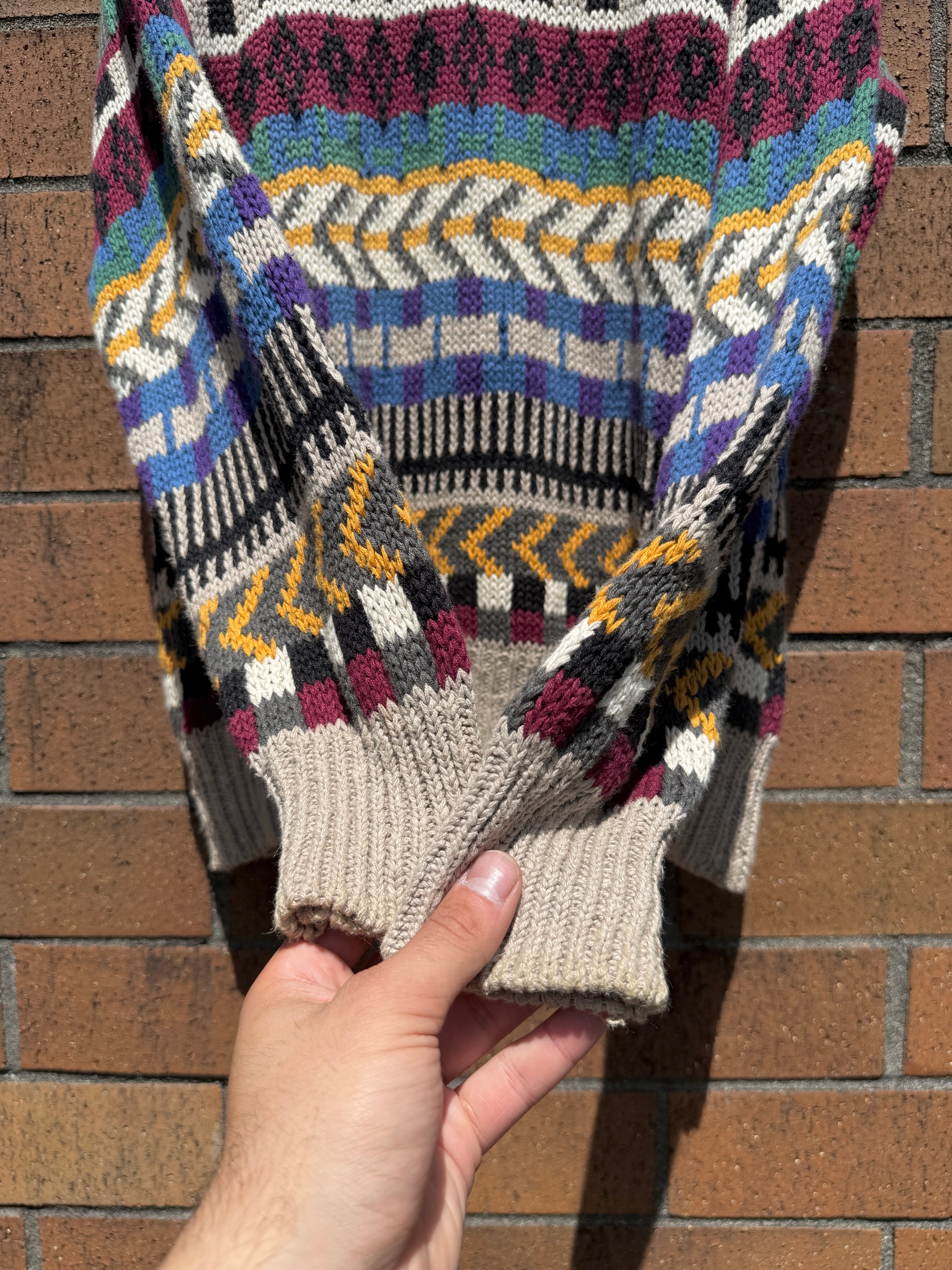 90s 417 Van Heusen Multicolor Pattern Sweater Sz M