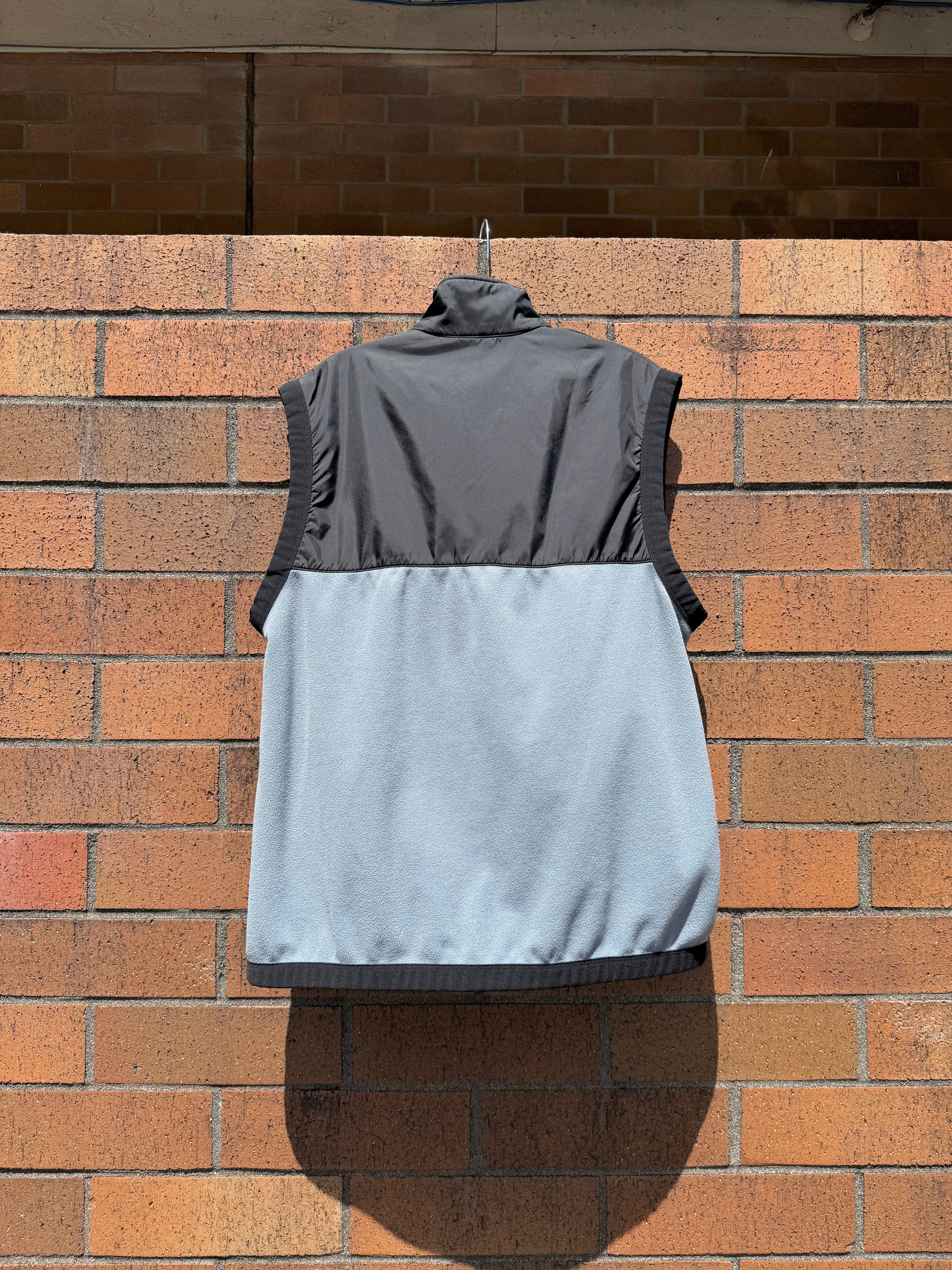 2007 Nike Black / Grey Fleece Vest Sz L