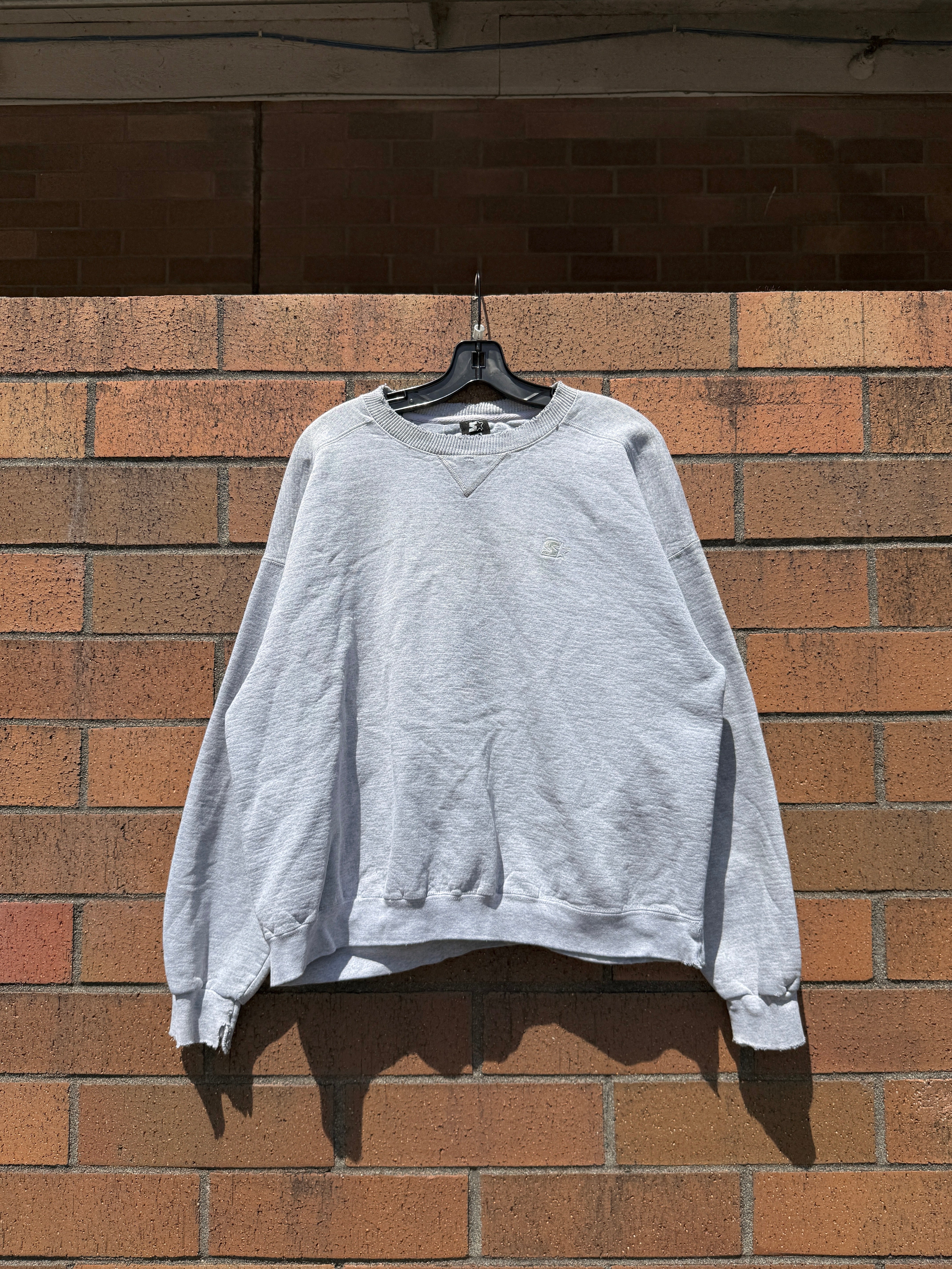 Y2K Starter Grey Thrashed Crewneck Size L
