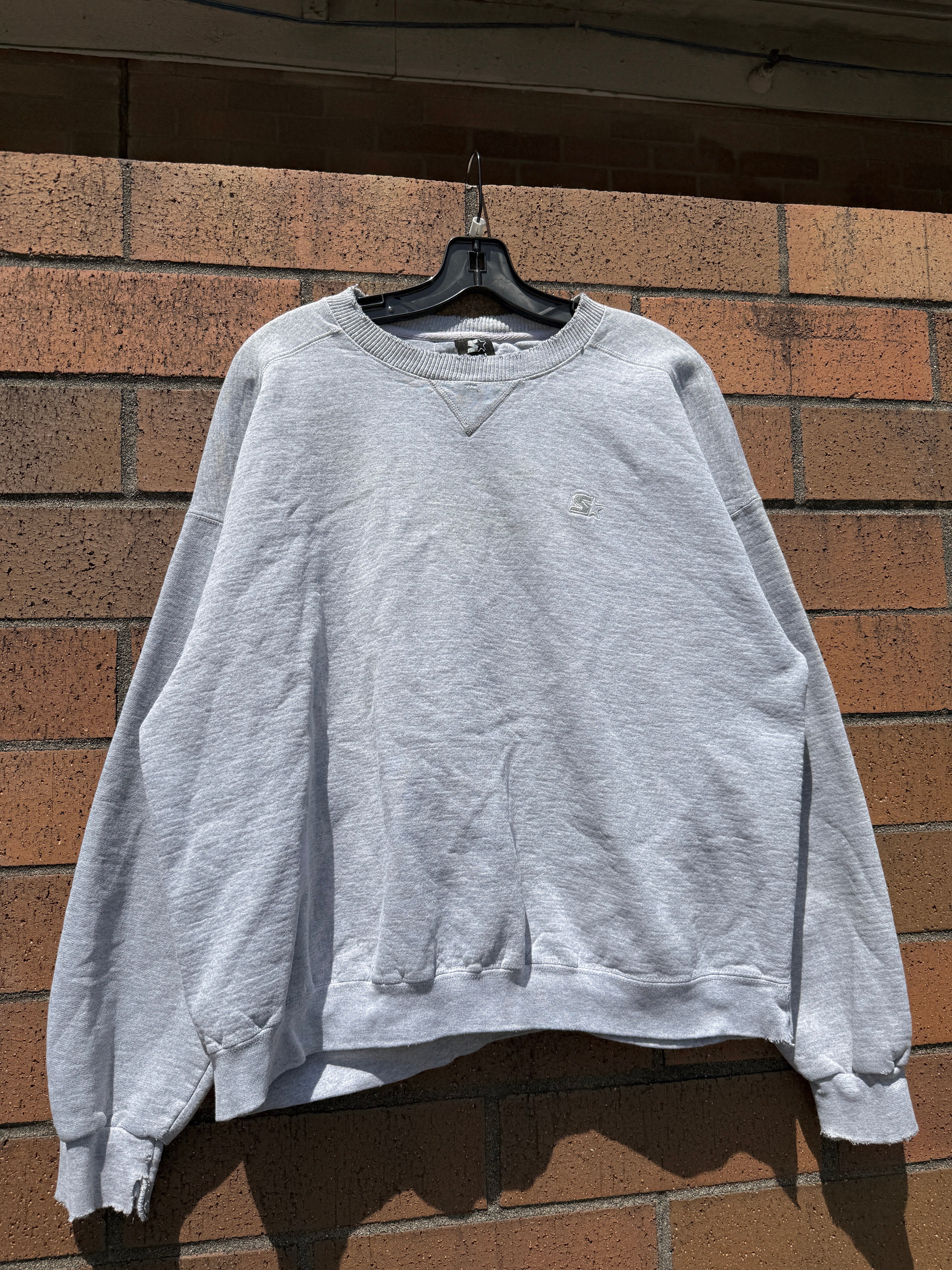 Y2K Starter Grey Thrashed Crewneck Size L