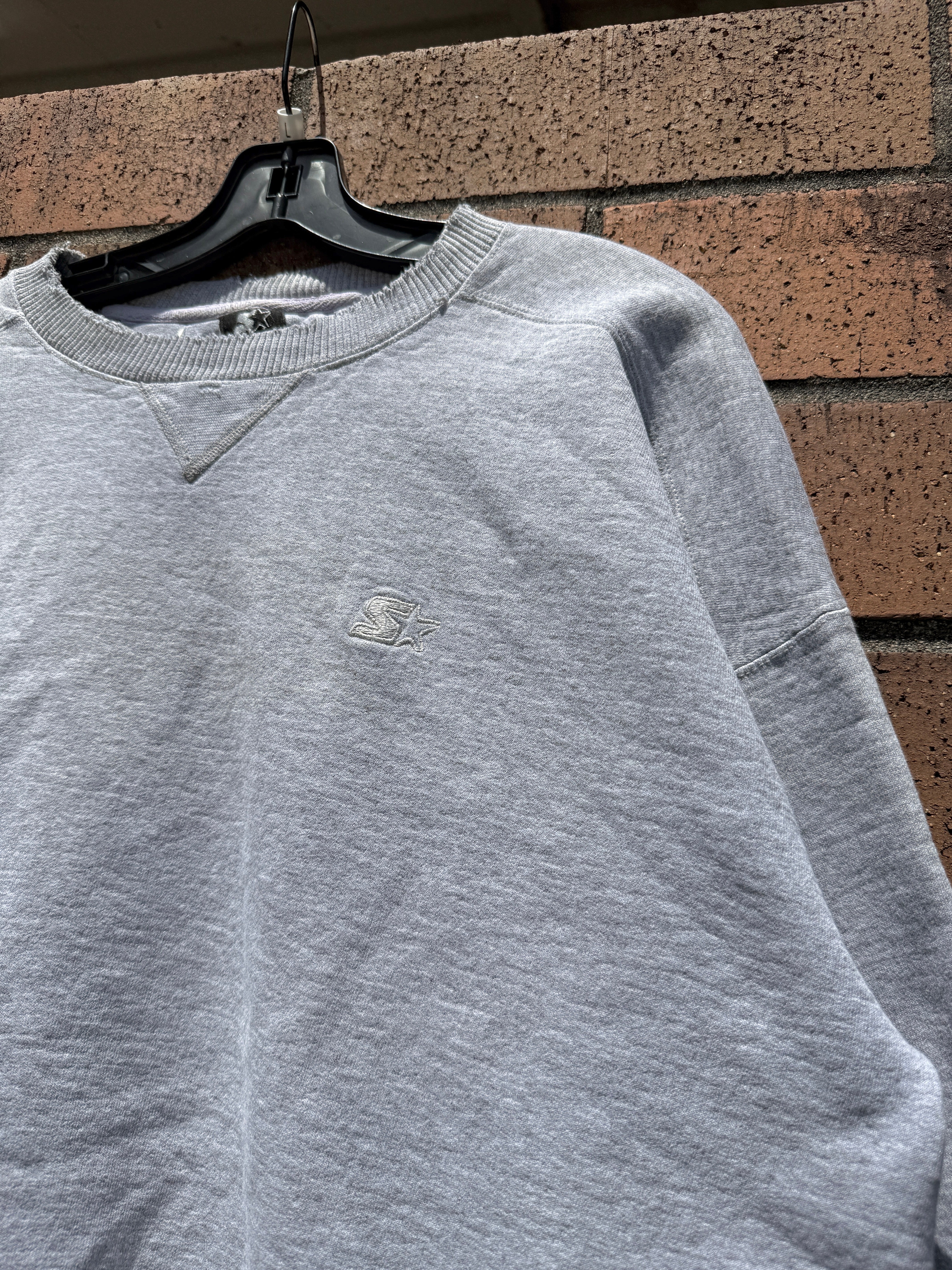 Y2K Starter Grey Thrashed Crewneck Size L