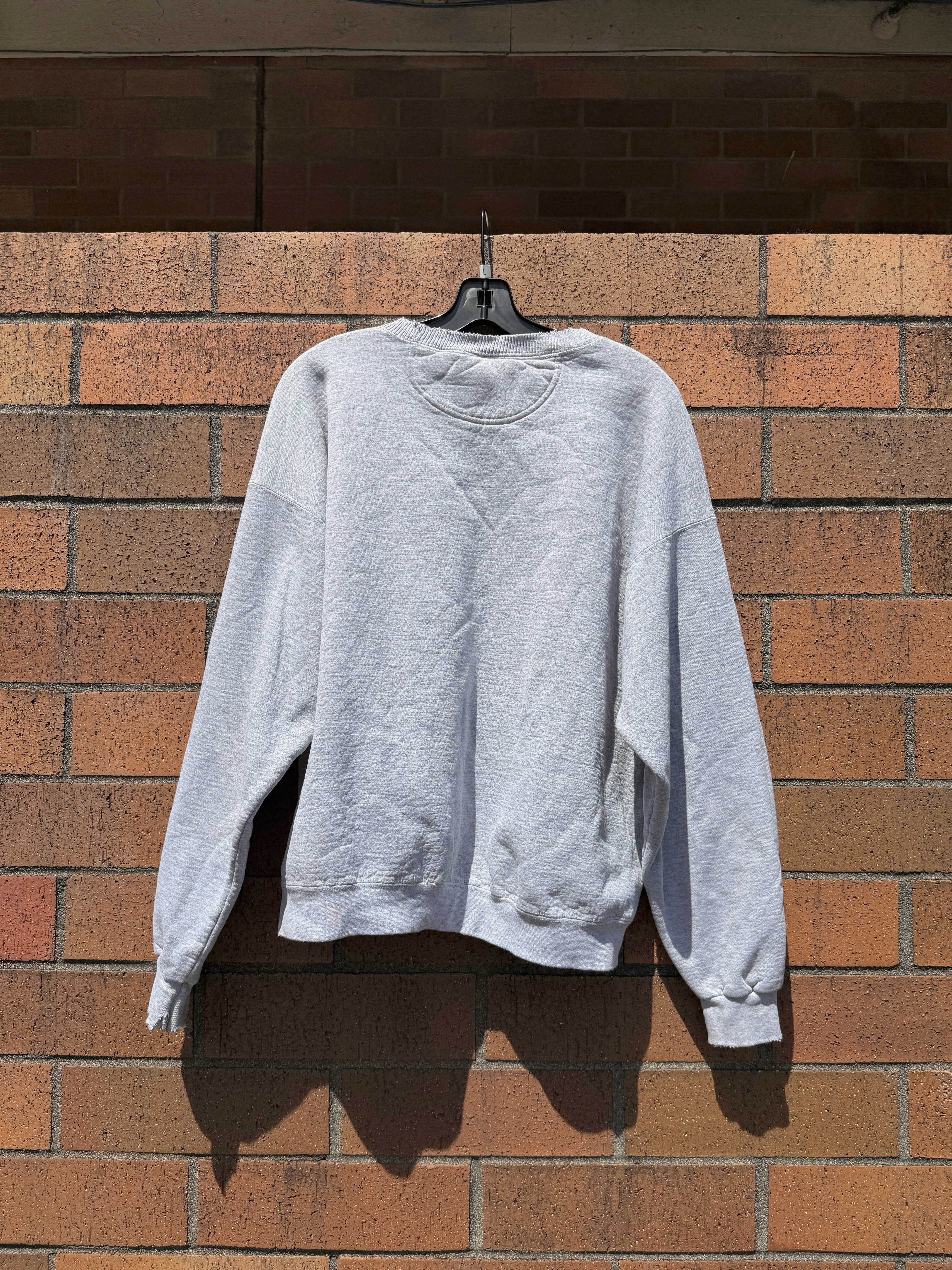 Y2K Starter Grey Thrashed Crewneck Size L