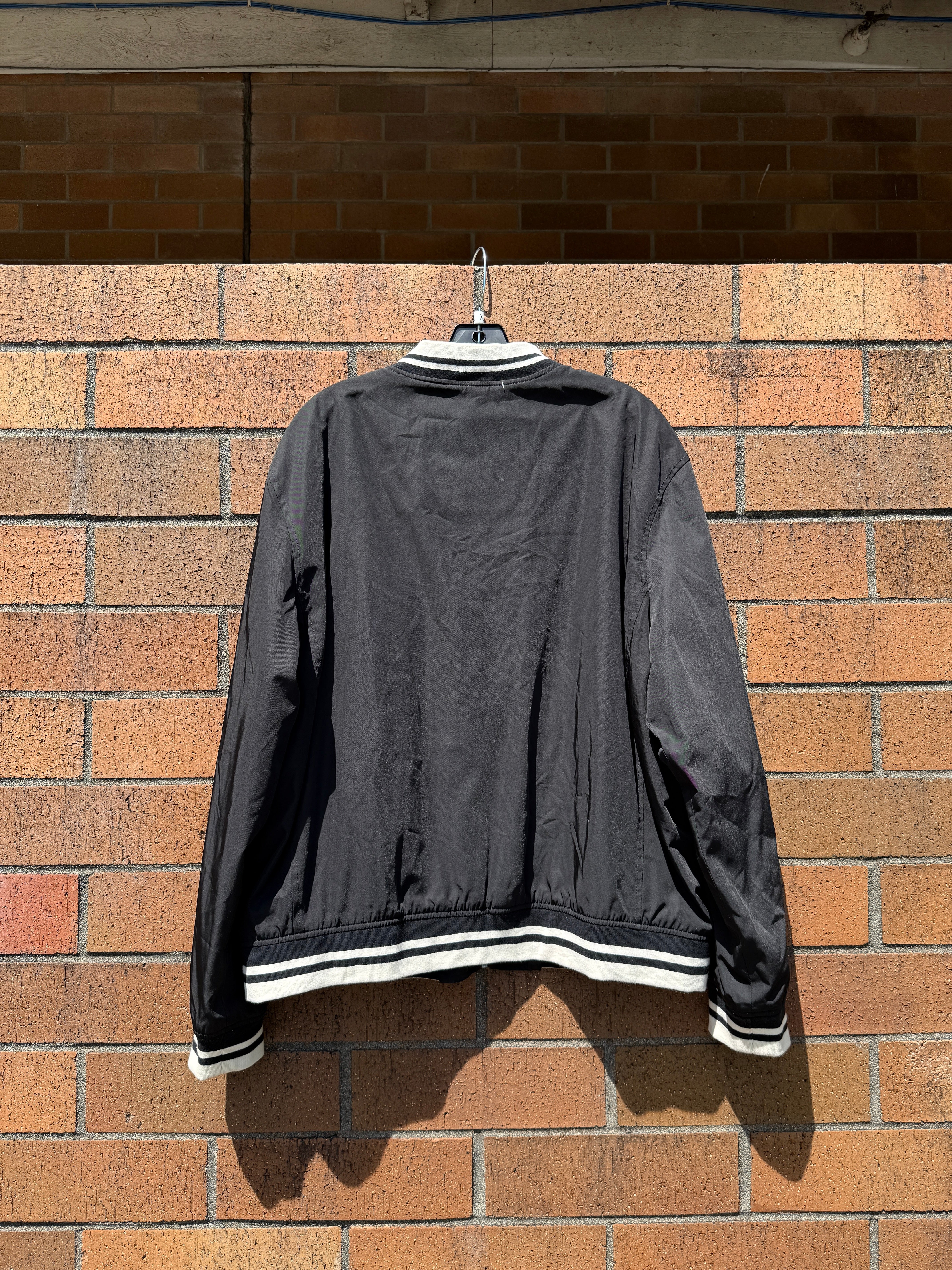 2016 American Eagle Tiger Lined Satin Bomber Jacket Size XL
