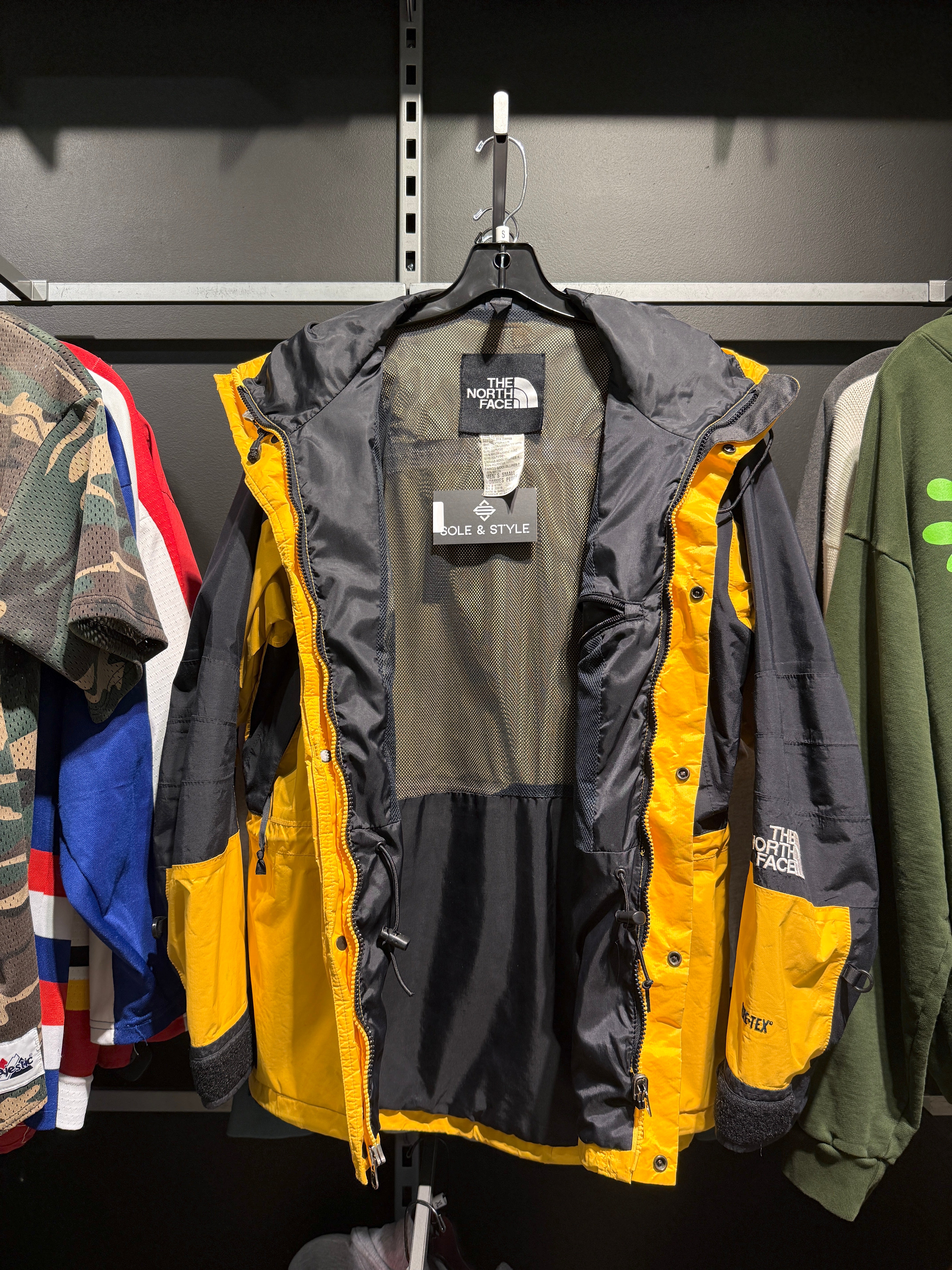 90s The North Face Mountain Jacket Black / Yellow Sz Small