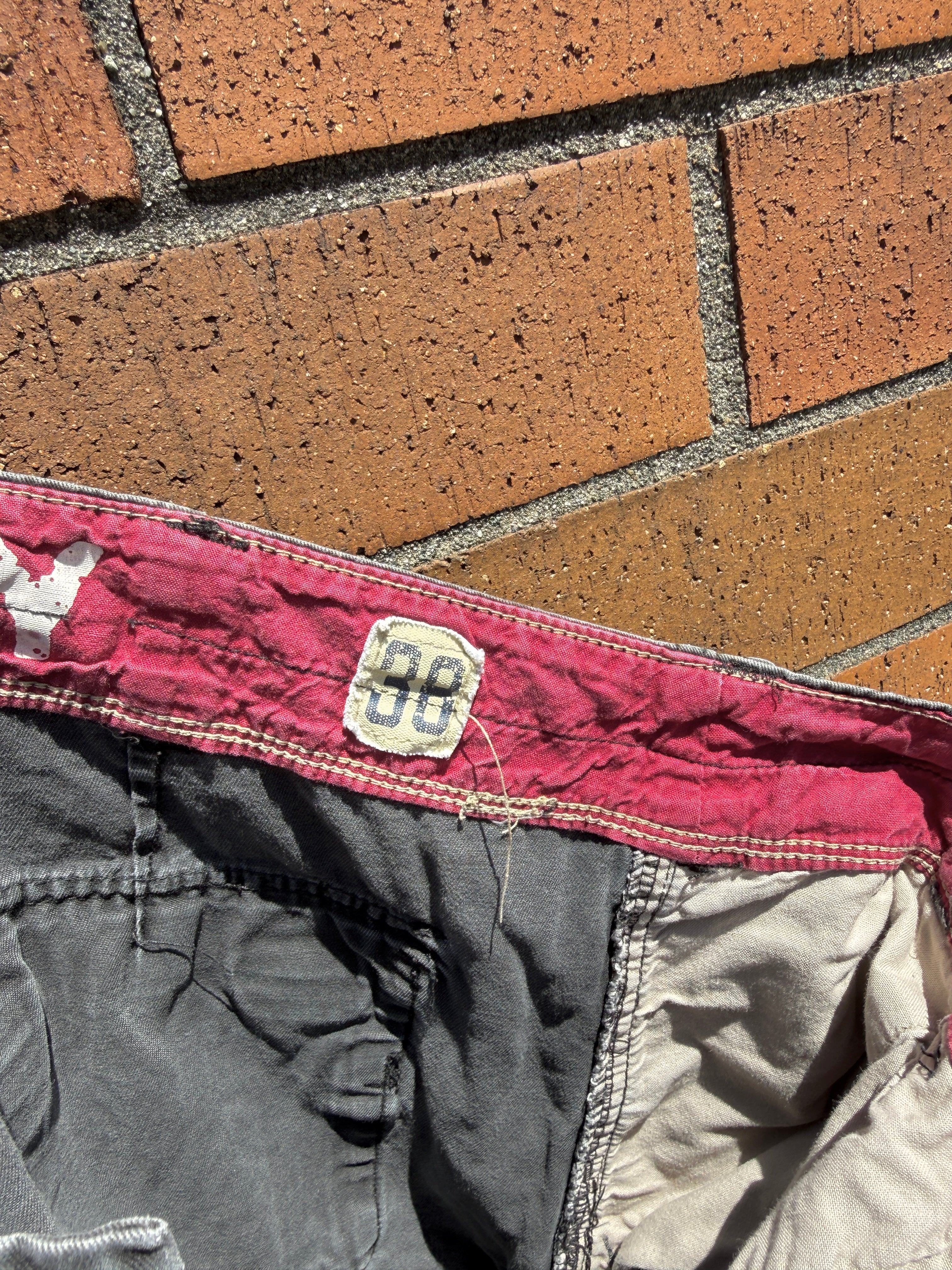Y2K Union Bay Faded Black Cargo Shorts Size 38