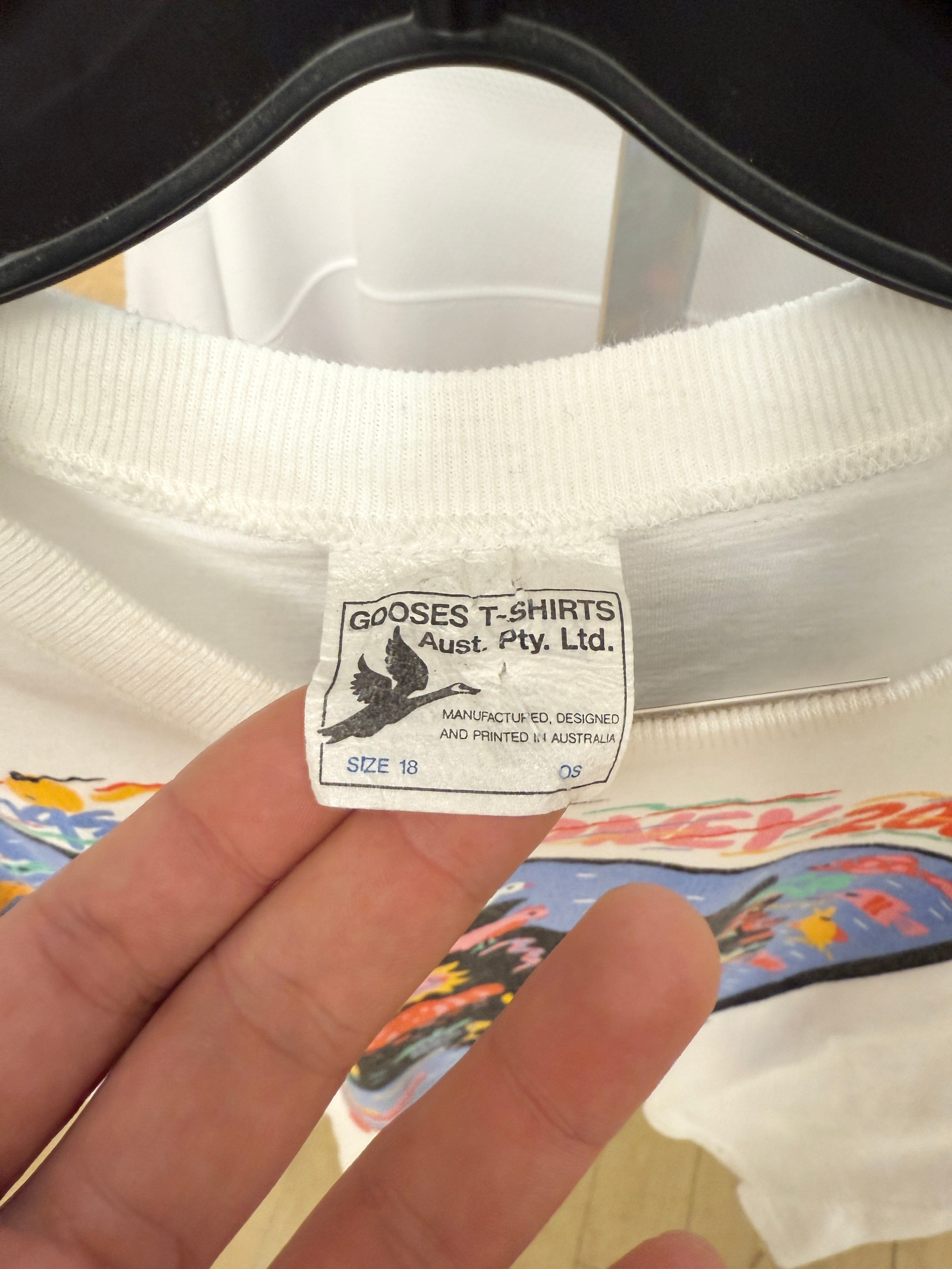 2000 Greetings from Sydney Australia Art Tee Sz L/XL