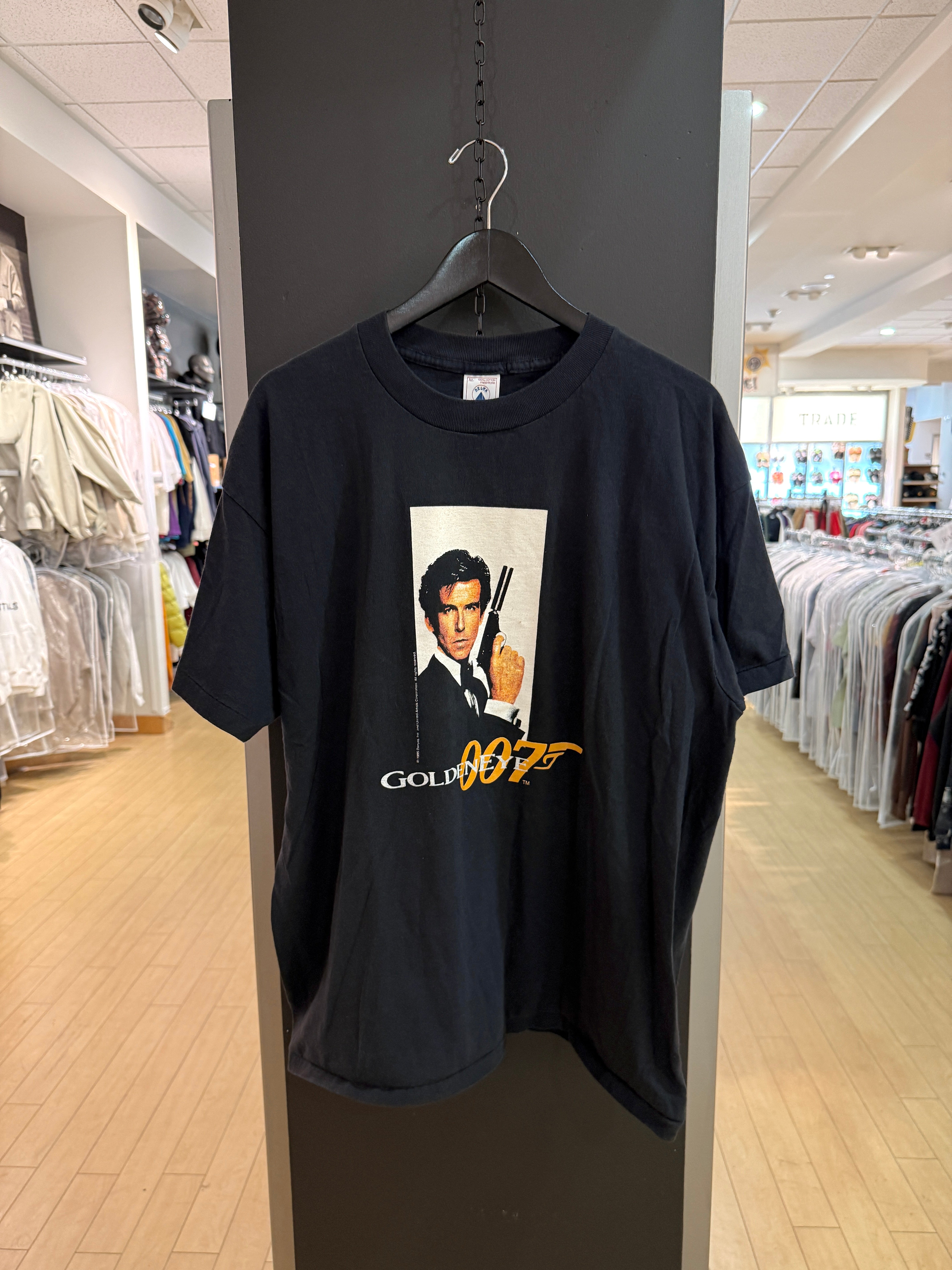 1995 James Bond 007 Goldeneye Movie Promo Tee Size XL