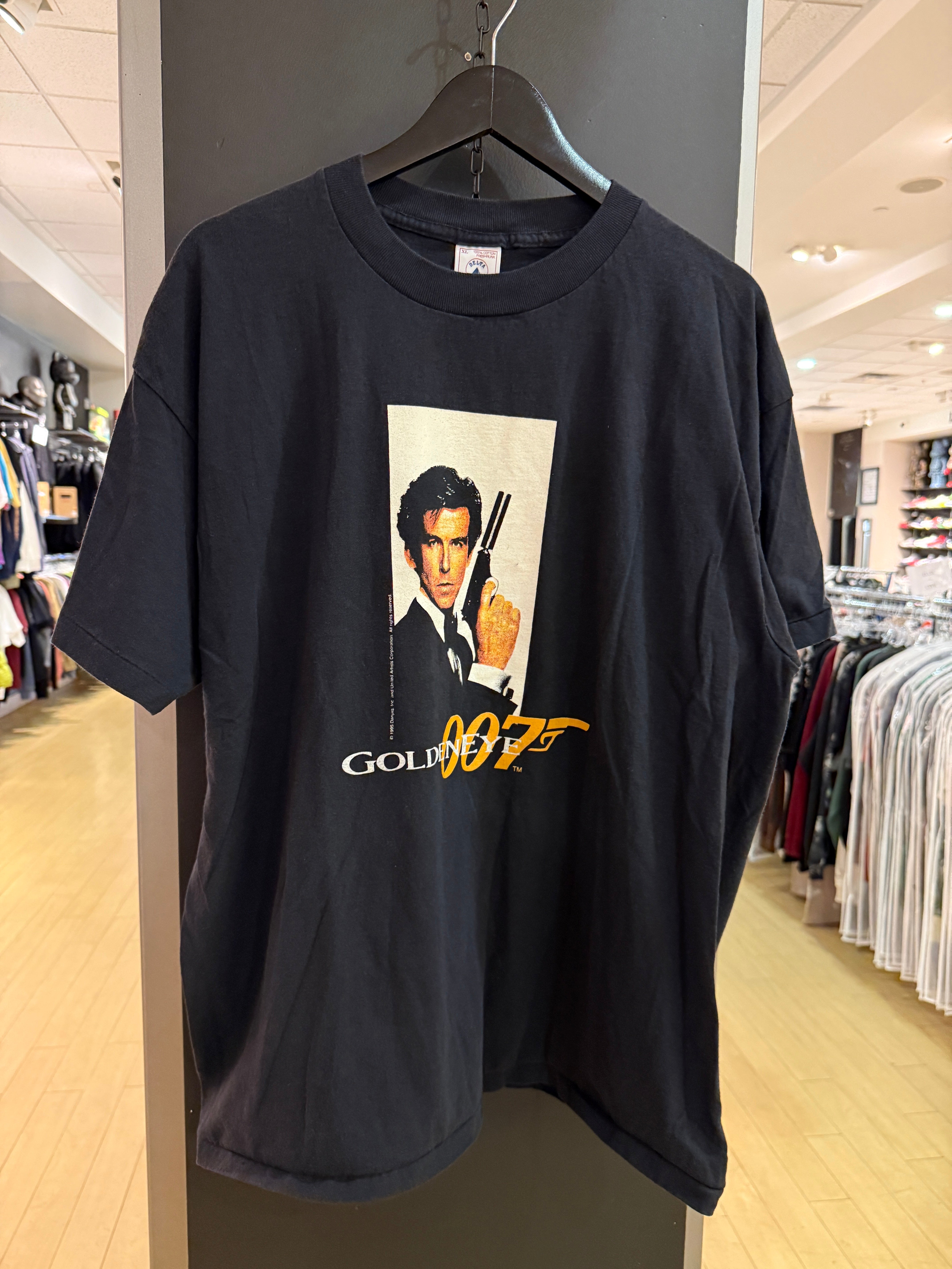 1995 James Bond 007 Goldeneye Movie Promo Tee Size XL