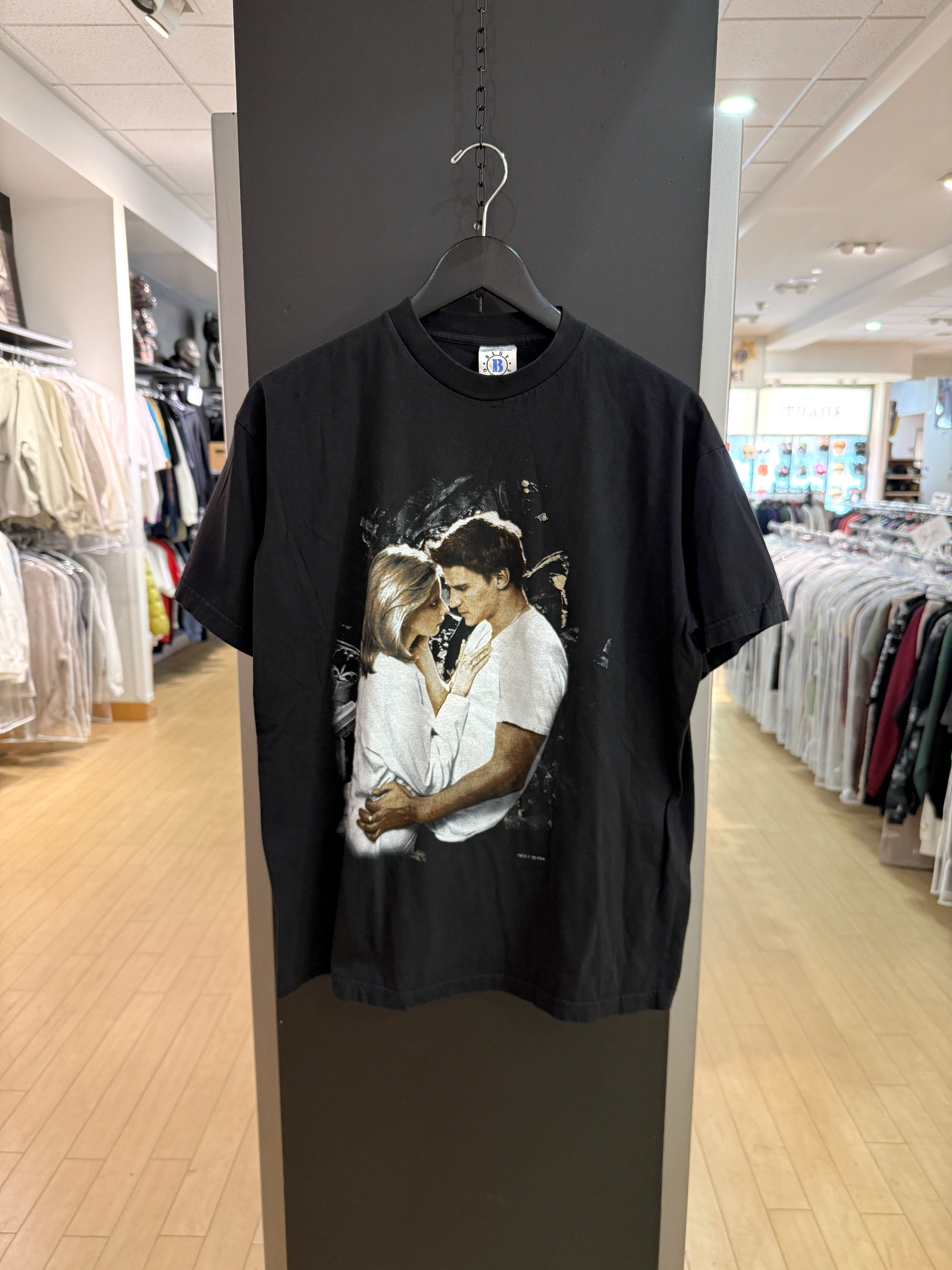 1998 Buffy the Vampire Slayer Tee Size L