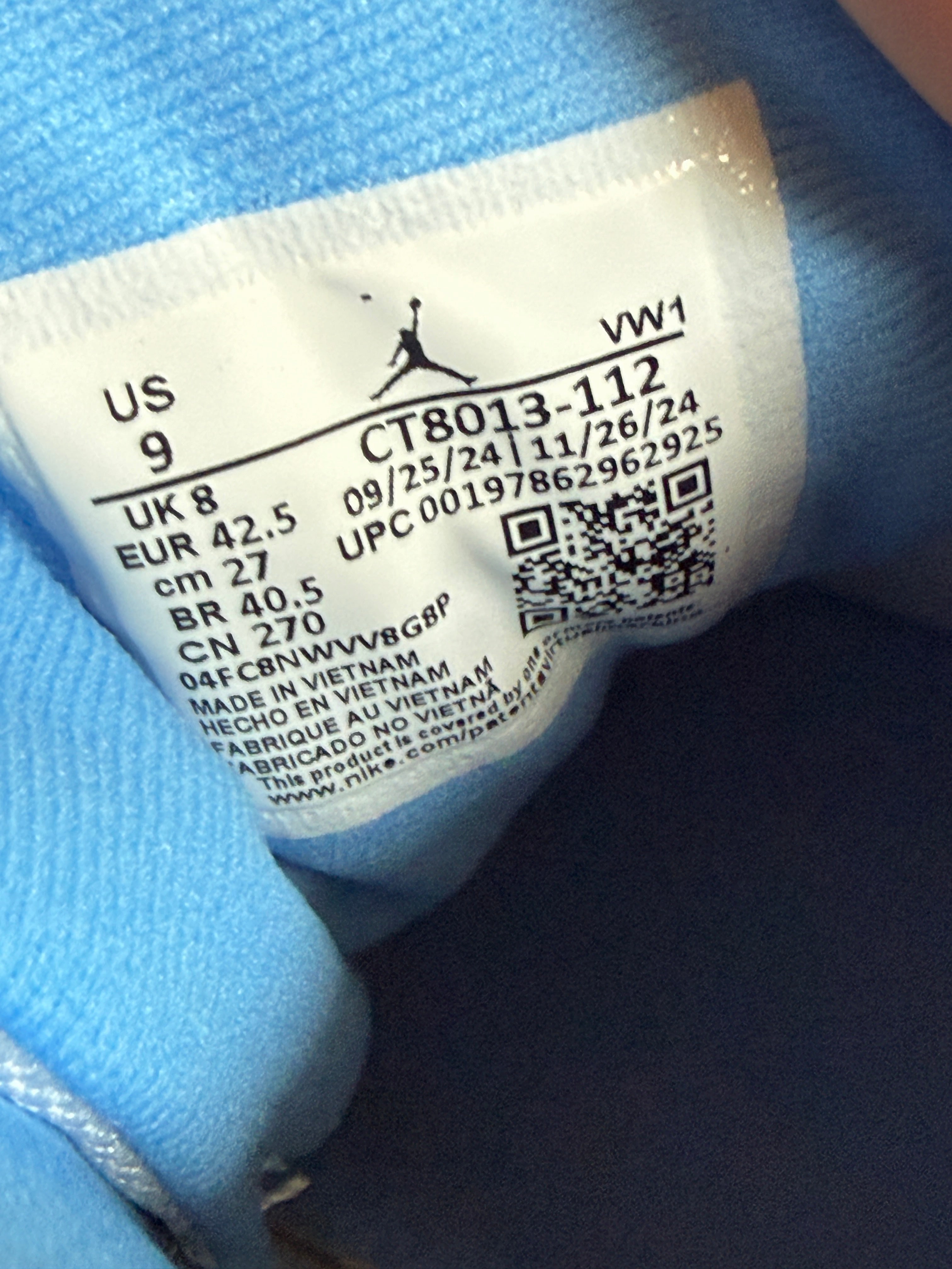 Jordan 12 Retro Melo (2025) Size 9 MISSING LID