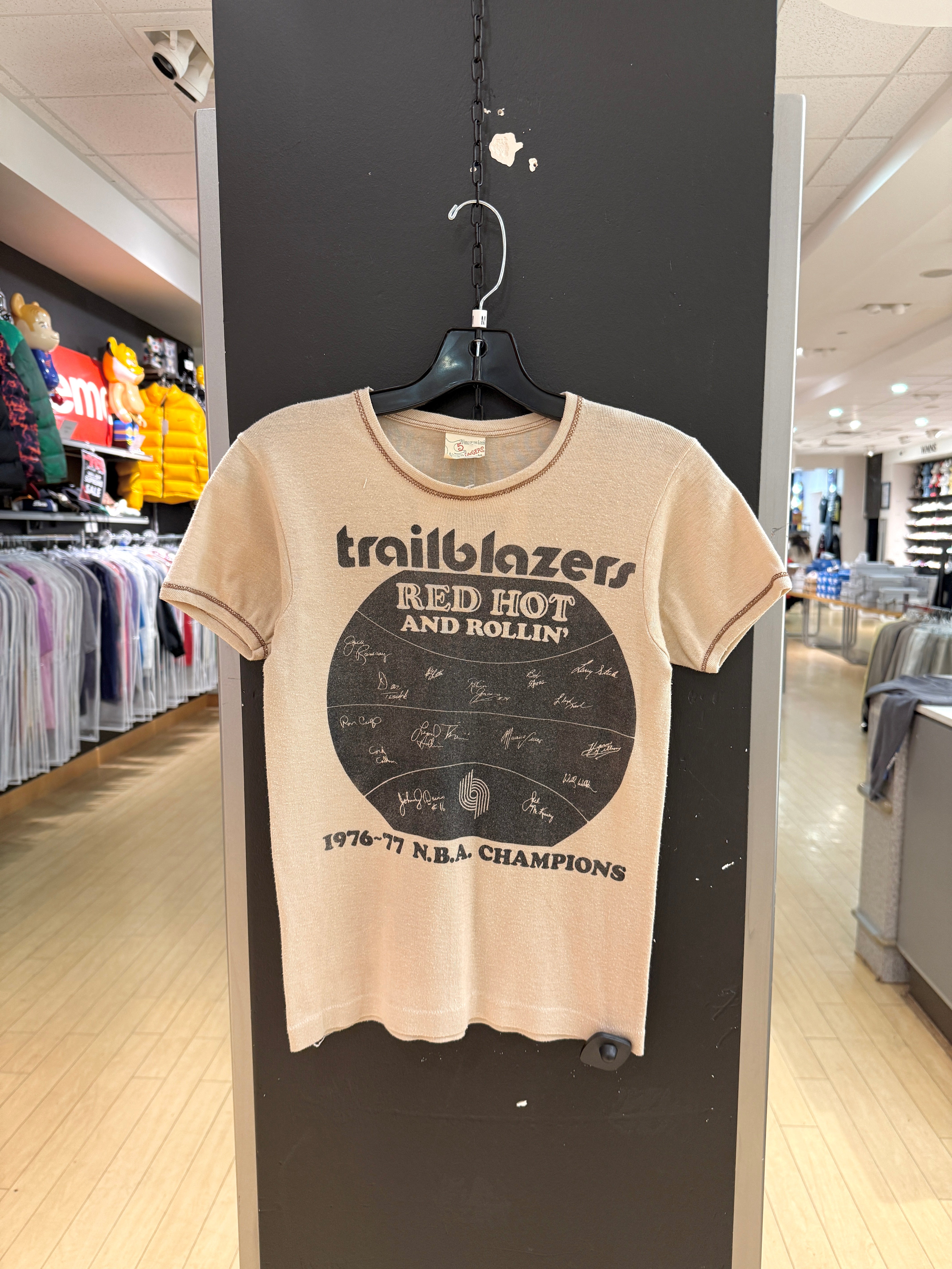 1976-77 Trailblazers Red Hot and Rollin Tee Sz M