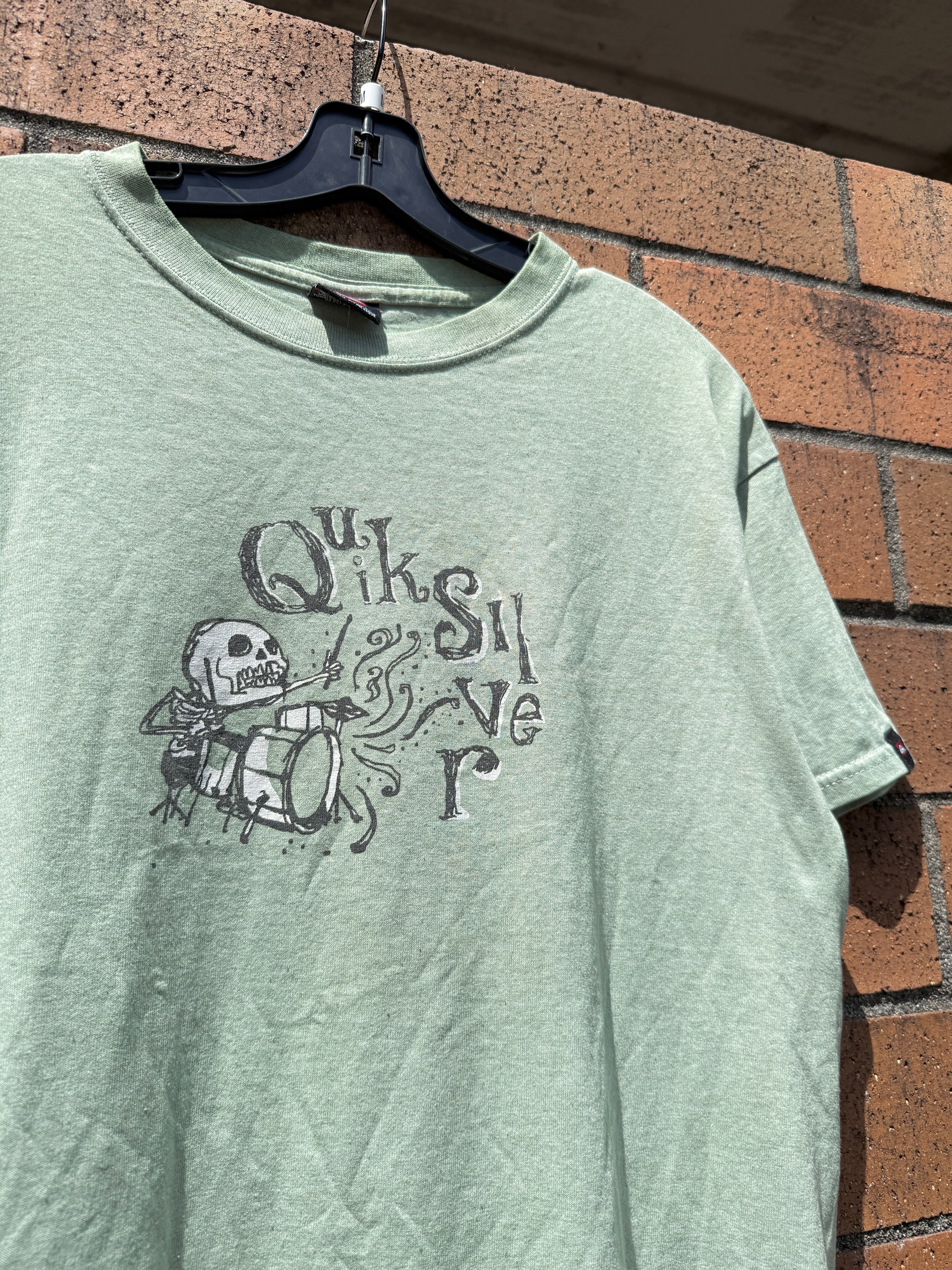 Y2K Quiksilver Green Drummer Tee Size M