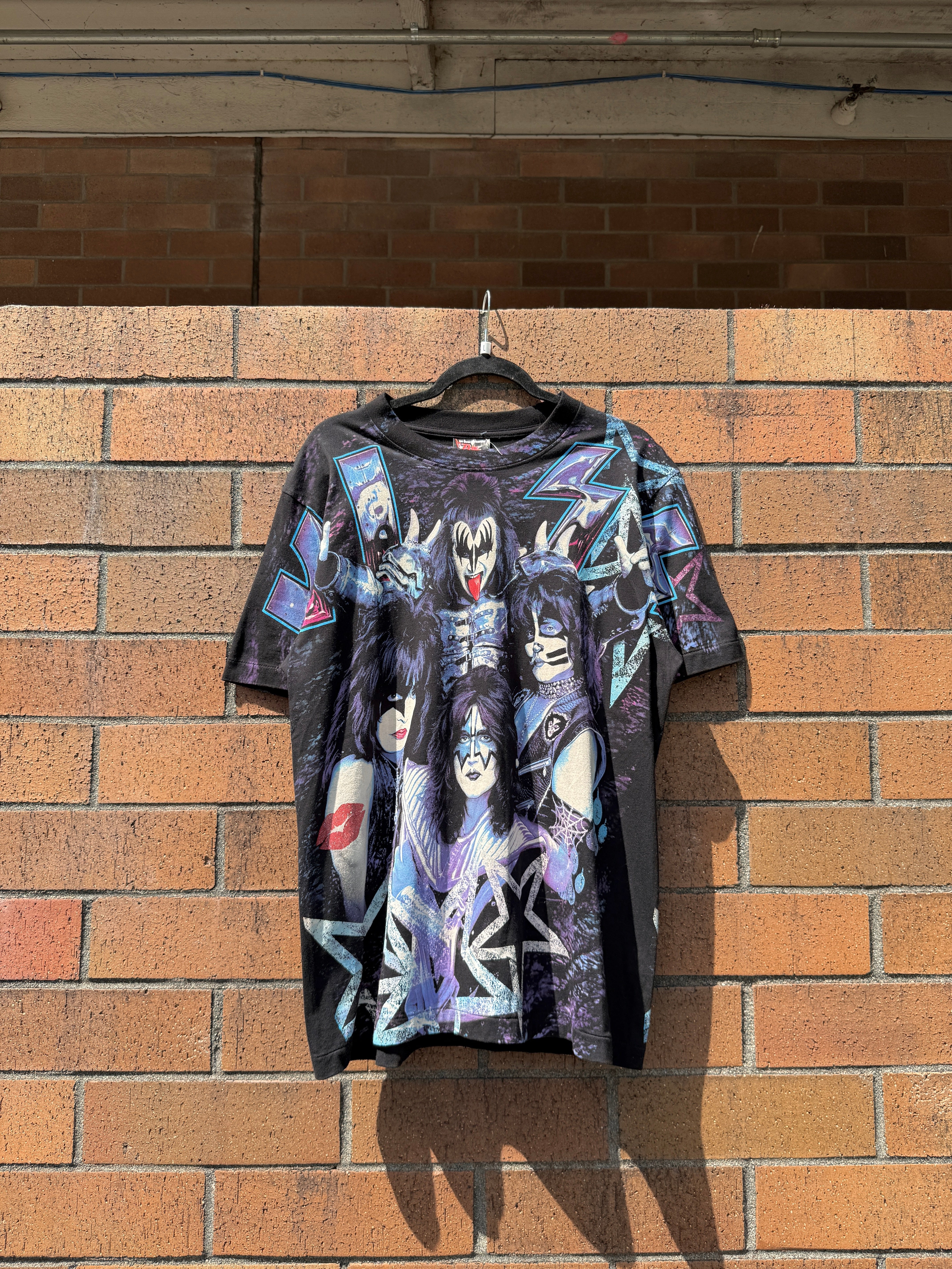 Y2K Kiss The Roxx Bootleg AOP Tee Size L