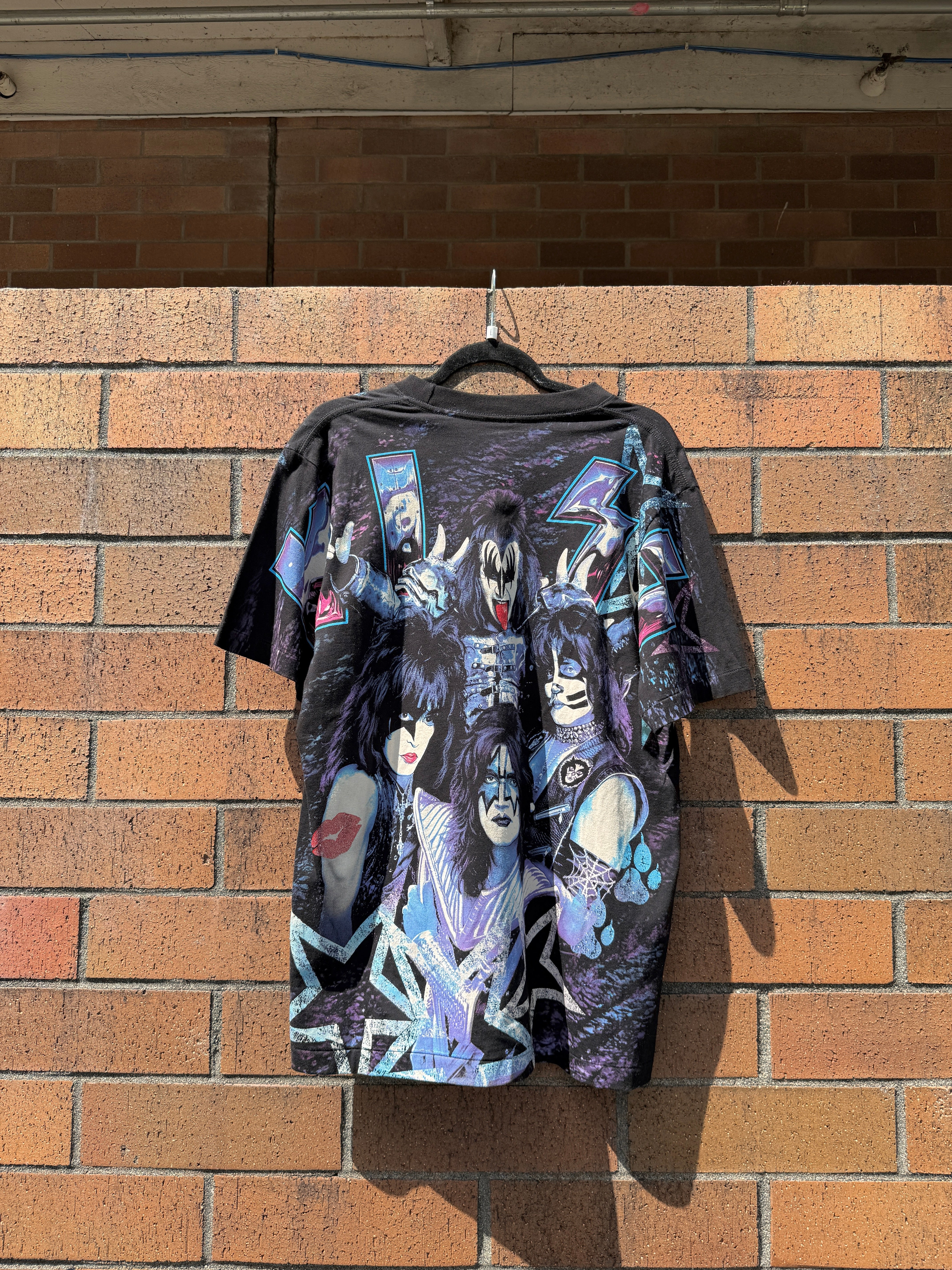Y2K Kiss The Roxx Bootleg AOP Tee Size L