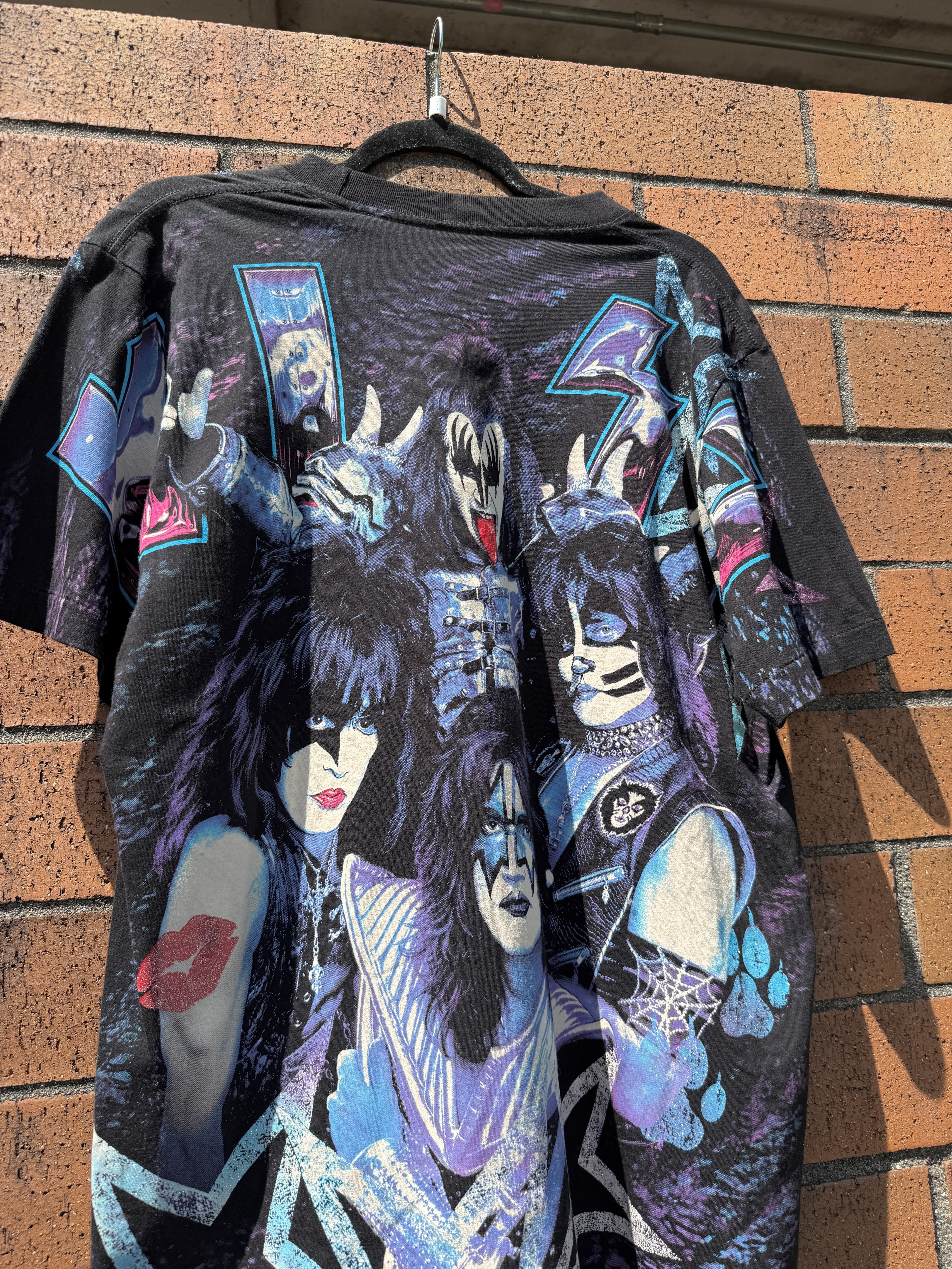 Y2K Kiss The Roxx Bootleg AOP Tee Size L